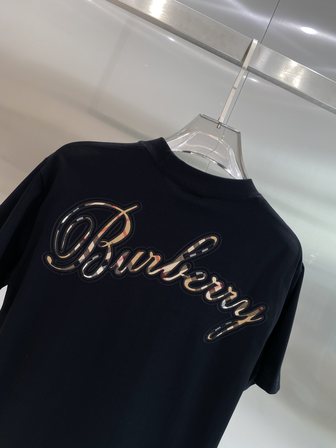 《𝙉𝙚𝙬🖤❤️巴家》26SS新款春夏短袖 最高版本客供定制高端面料 简单时尚款，配色超级好看！经典log