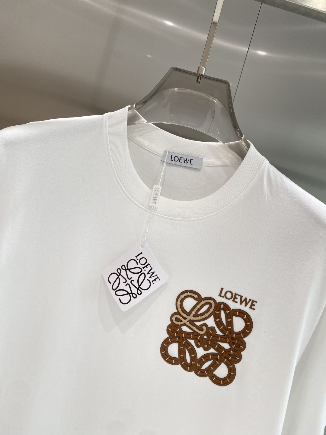 《𝙉𝙚𝙬🖤❤️罗家》26SS新款春夏短袖 最高版本客供定制高端面料 简单时尚款，配色超级好看！经典log