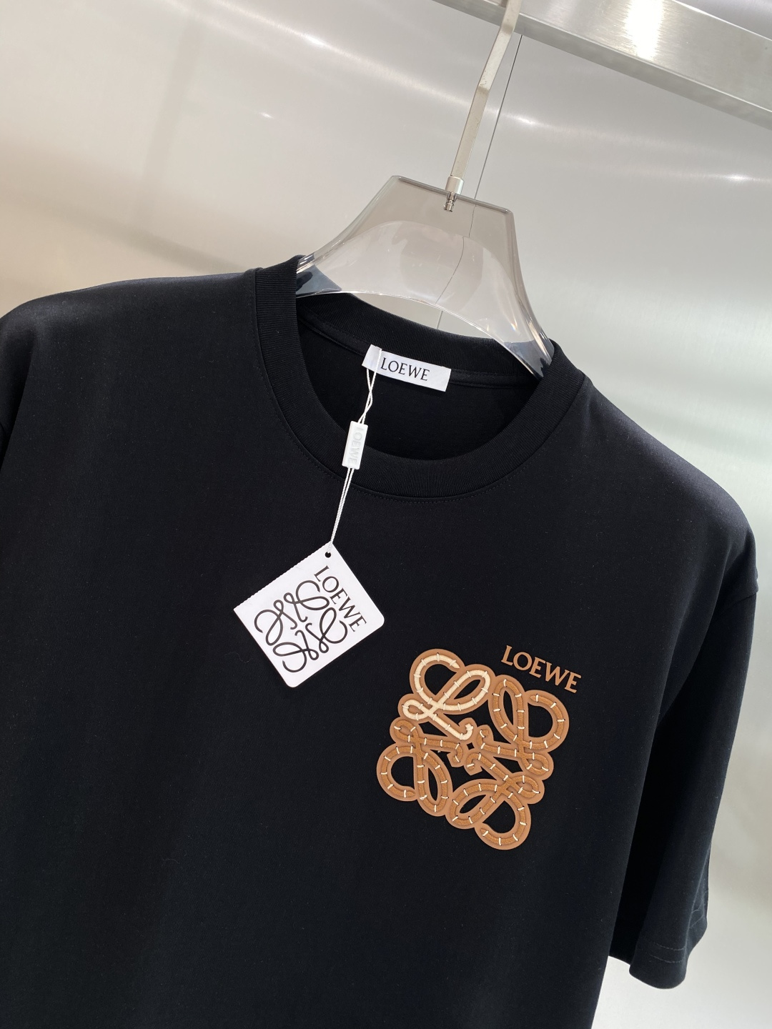 《𝙉𝙚𝙬🖤❤️罗家》26SS新款春夏短袖 最高版本客供定制高端面料 简单时尚款，配色超级好看！经典log