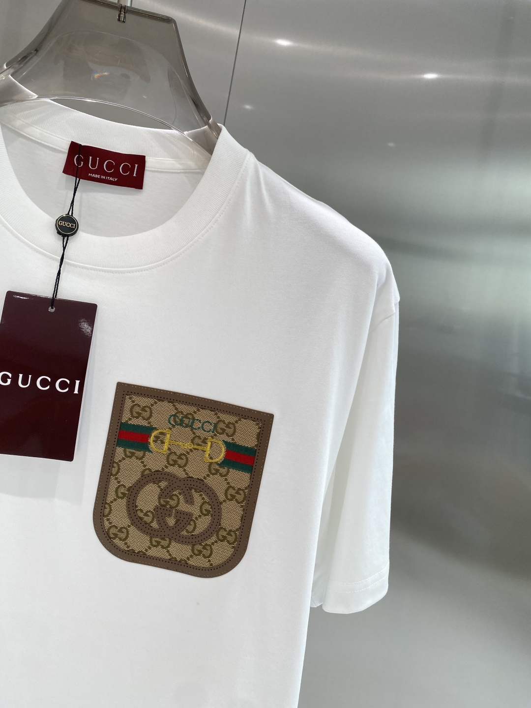 《𝙉𝙚𝙬🖤❤️古家》26SS新款春夏短袖 最高版本客供定制高端面料 简单时尚款，配色超级好看！经典log