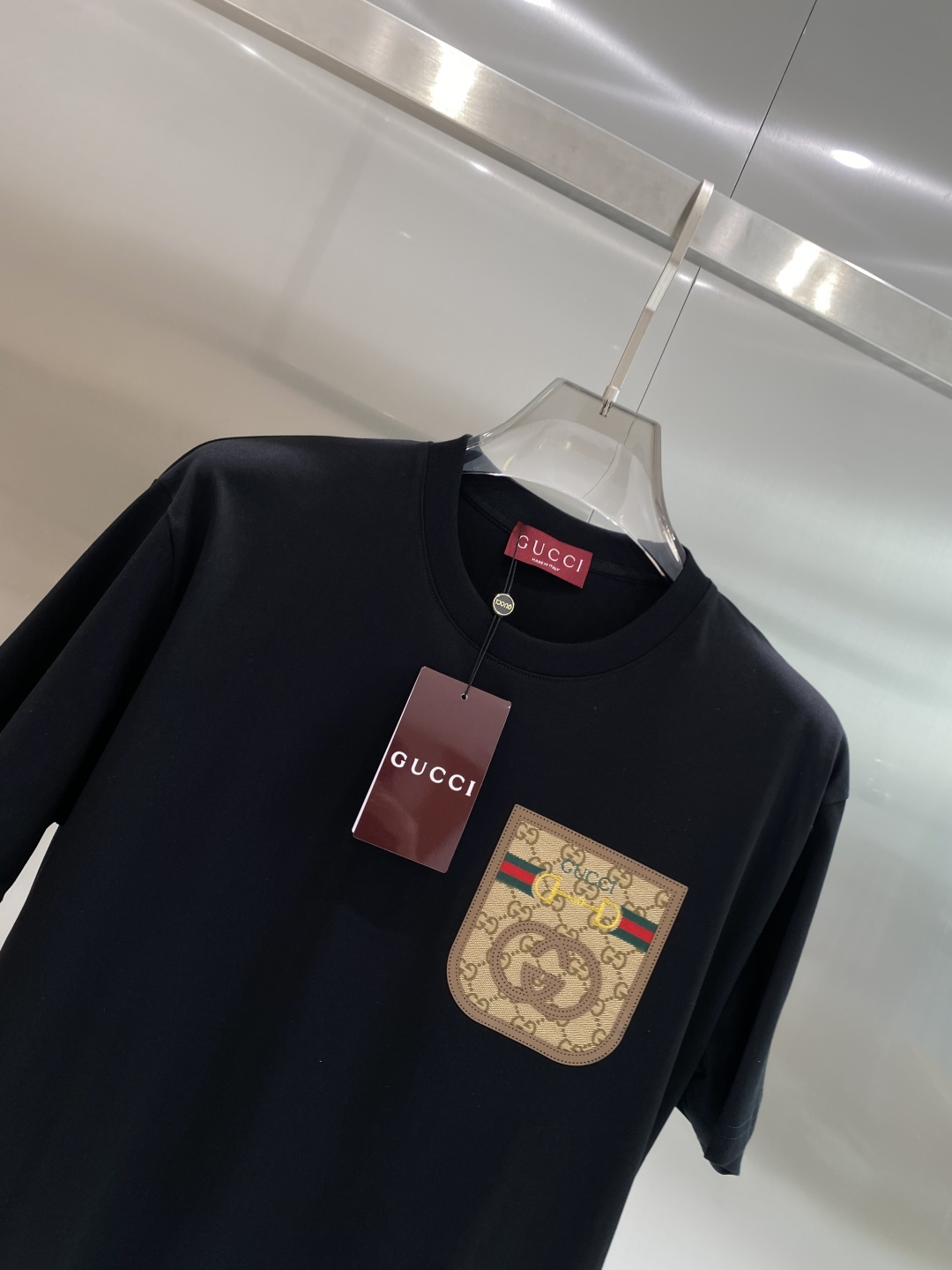 《𝙉𝙚𝙬🖤❤️古家》26SS新款春夏短袖 最高版本客供定制高端面料 简单时尚款，配色超级好看！经典log