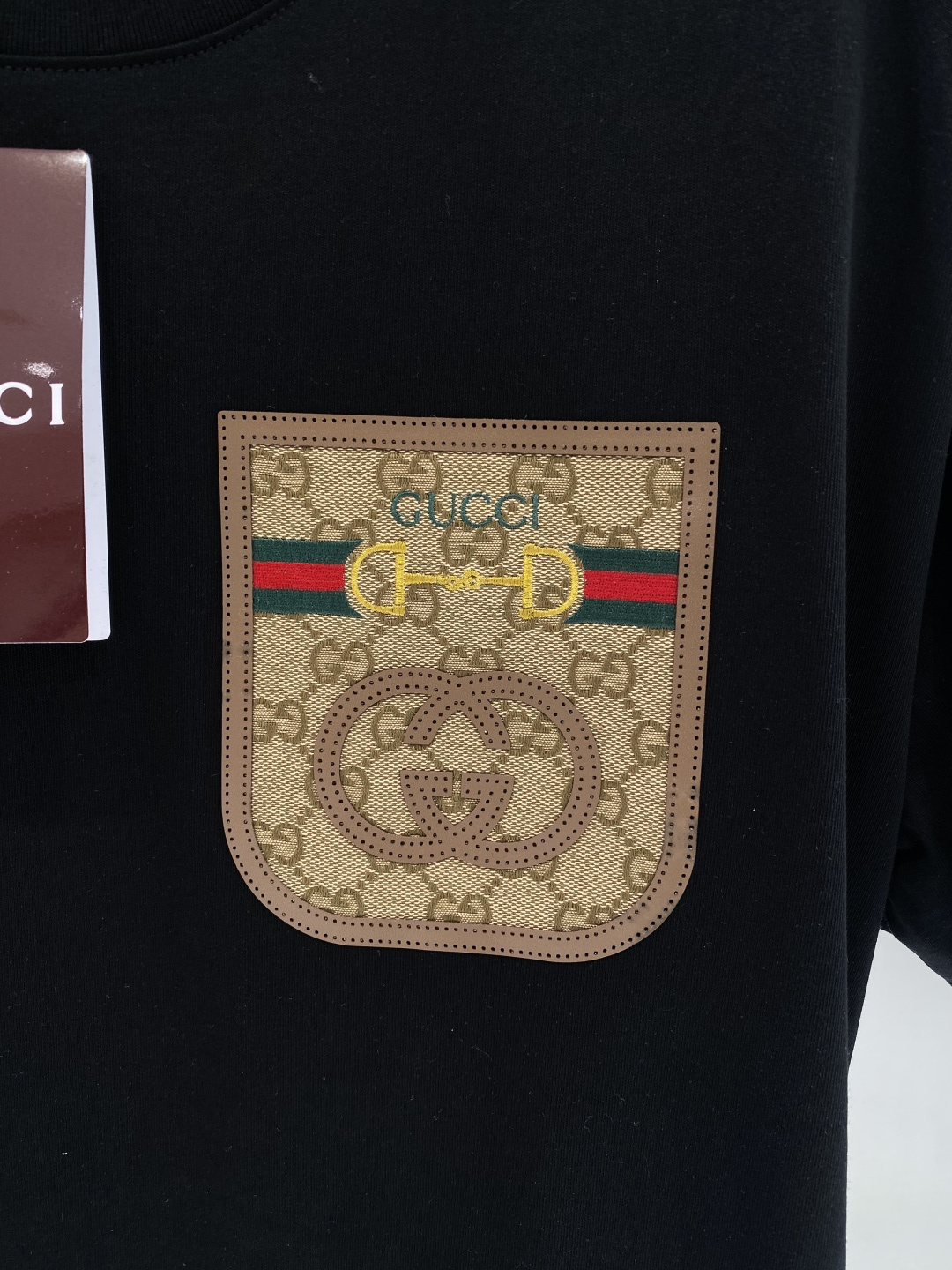 《𝙉𝙚𝙬🖤❤️古家》26SS新款春夏短袖 最高版本客供定制高端面料 简单时尚款，配色超级好看！经典log