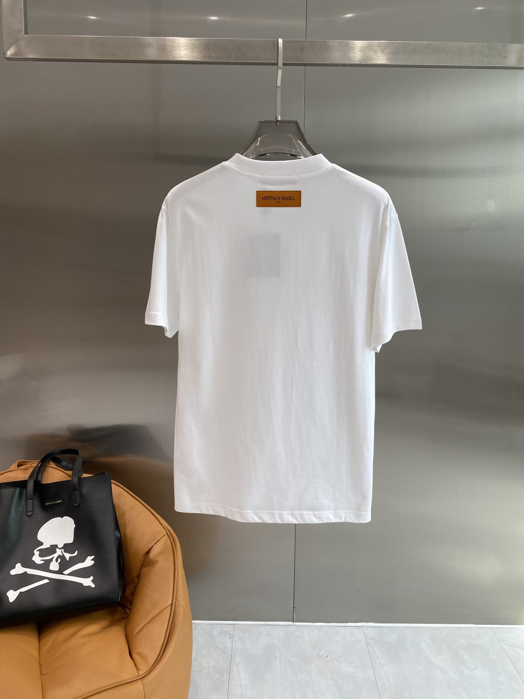 《𝙉𝙚𝙬🖤❤️驴家》2026新款首发专柜最新款短袖圆领T恤 高端订制 设计前卫时尚！品牌logo工艺设计