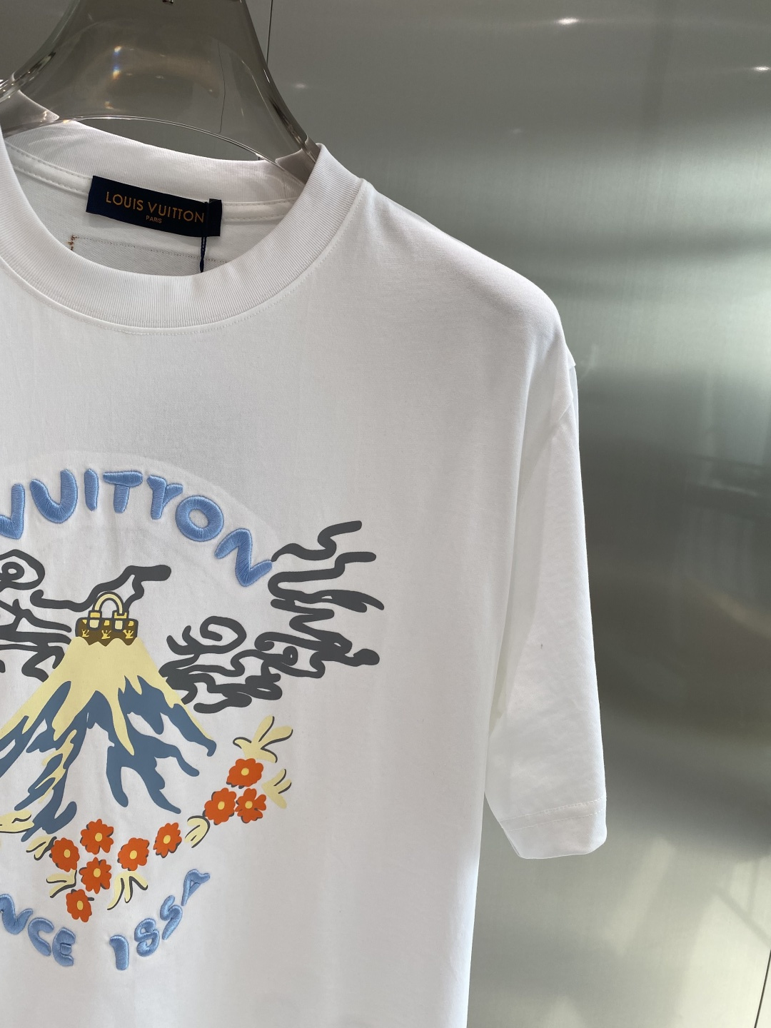 《𝙉𝙚𝙬🖤❤️驴家》2026新款首发专柜最新款短袖圆领T恤 高端订制 设计前卫时尚！品牌logo工艺设计