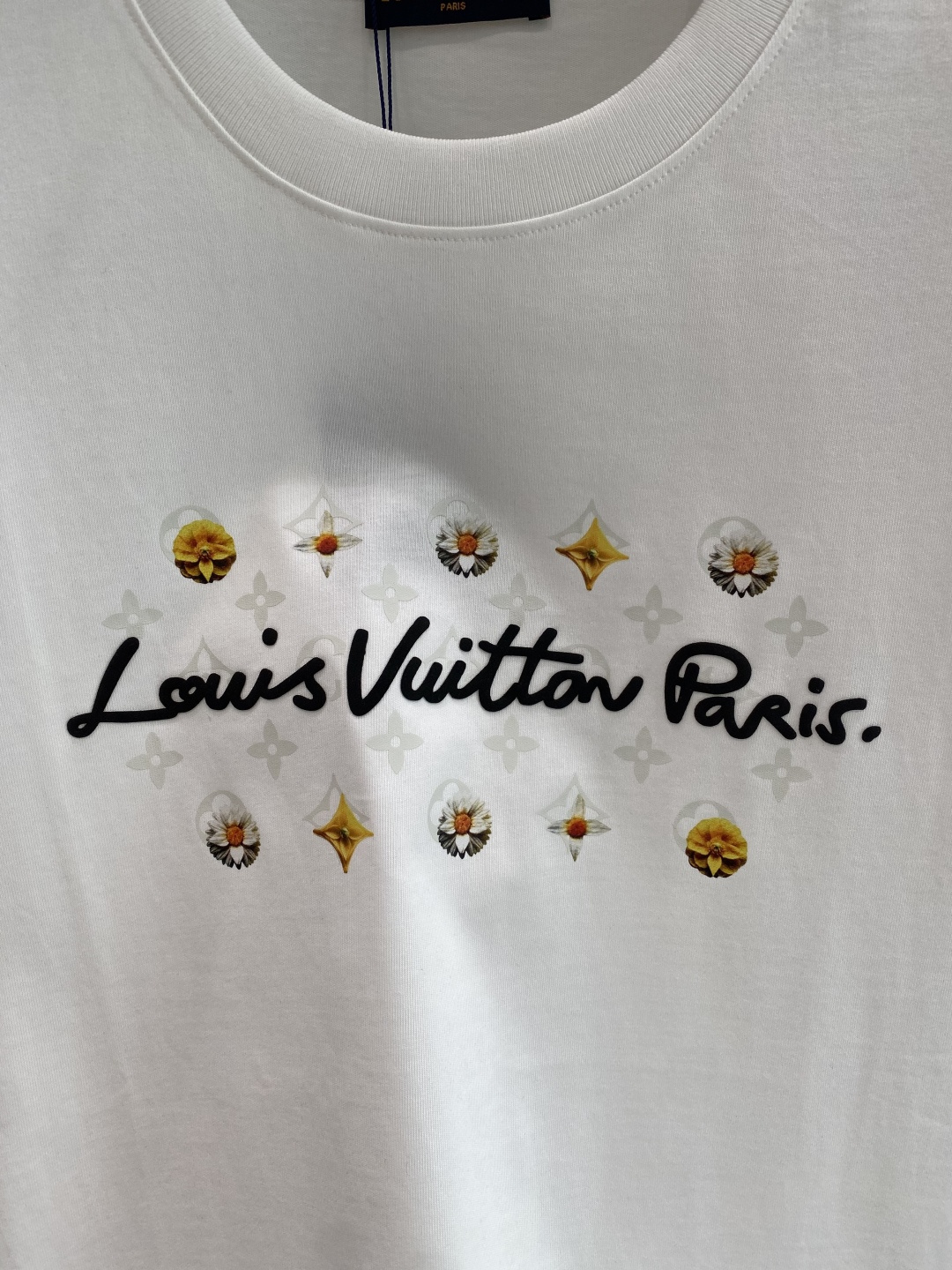 《𝙉𝙚𝙬🖤❤️驴家》2026新款首发专柜最新款短袖圆领T恤 高端订制 设计前卫时尚！品牌logo工艺设计