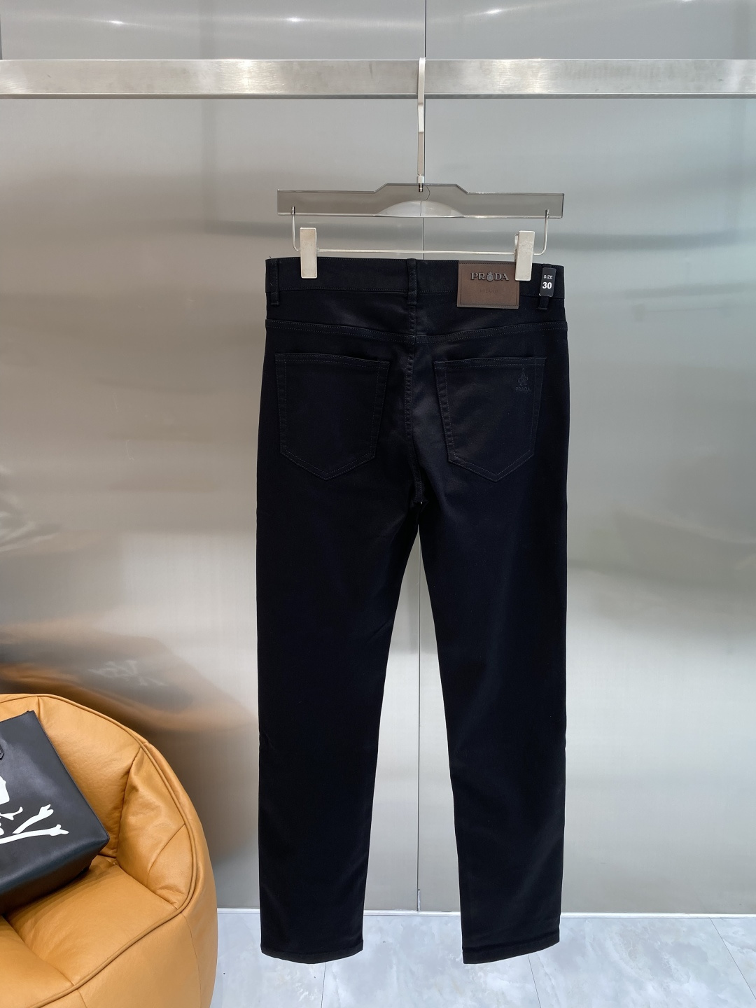 NO:872943,'Pujia' 2026 spring heavy-duty washed casual jeans, imported original washed stretch fabric, comfortable and elastic, unique design, super correct fit, comfortable and breathable, extremely high grade, counter quality, handsome upper body, size 29-36, next day,, prada, jeans,19860909《普家》 2026春款重工水洗休闲牛仔裤,进口原版水洗弹力面料,舒适有弹性,独特设计,版型超正,舒适透气,档次极高,专柜品质,上身帅气十足,码数29-36隔天,,prada,jeans,,Men's clothing