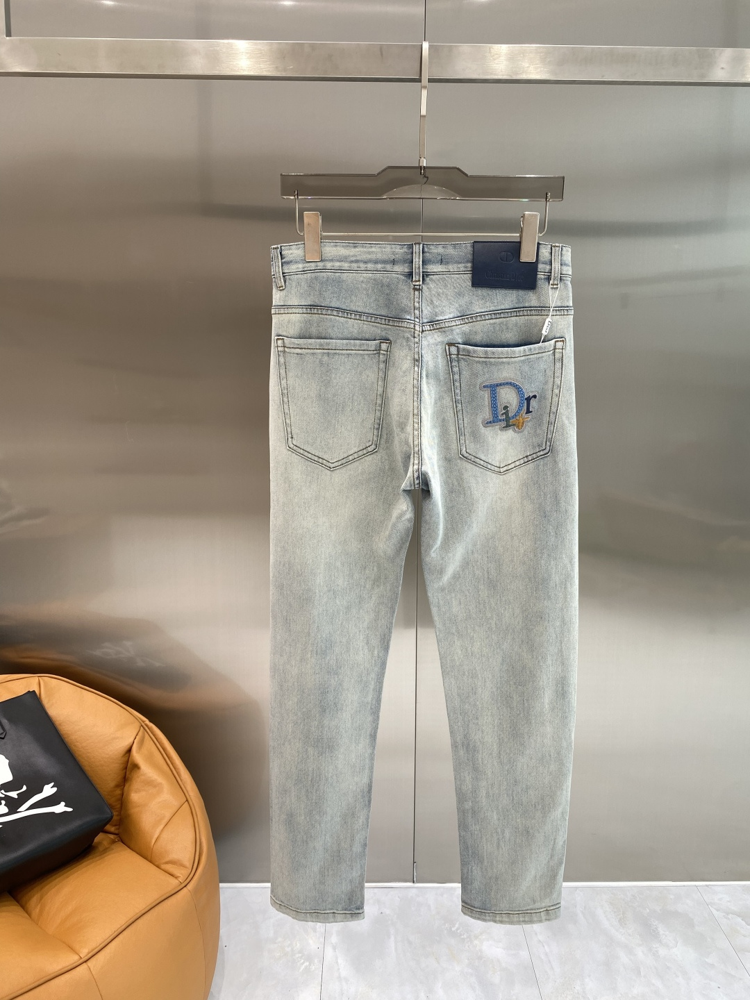 NO:872996,'Dijia' 2026 heavy-duty washed casual jeans, imported original washed stretch fabric, comfortable and elastic, unique design, super correct fit, comfortable and breathable, extremely high grade, counter quality, handsome upper body, size 29-38, next day, dior,jeans,19860909《迪家》 2026重工水洗休闲牛仔裤,进口原版水洗弹力面料,舒适有弹性,独特设计,版型超正,舒适透气,档次极高,专柜品质,上身帅气十足,码数29-38隔天,,dior,jeans,,Men's clothing