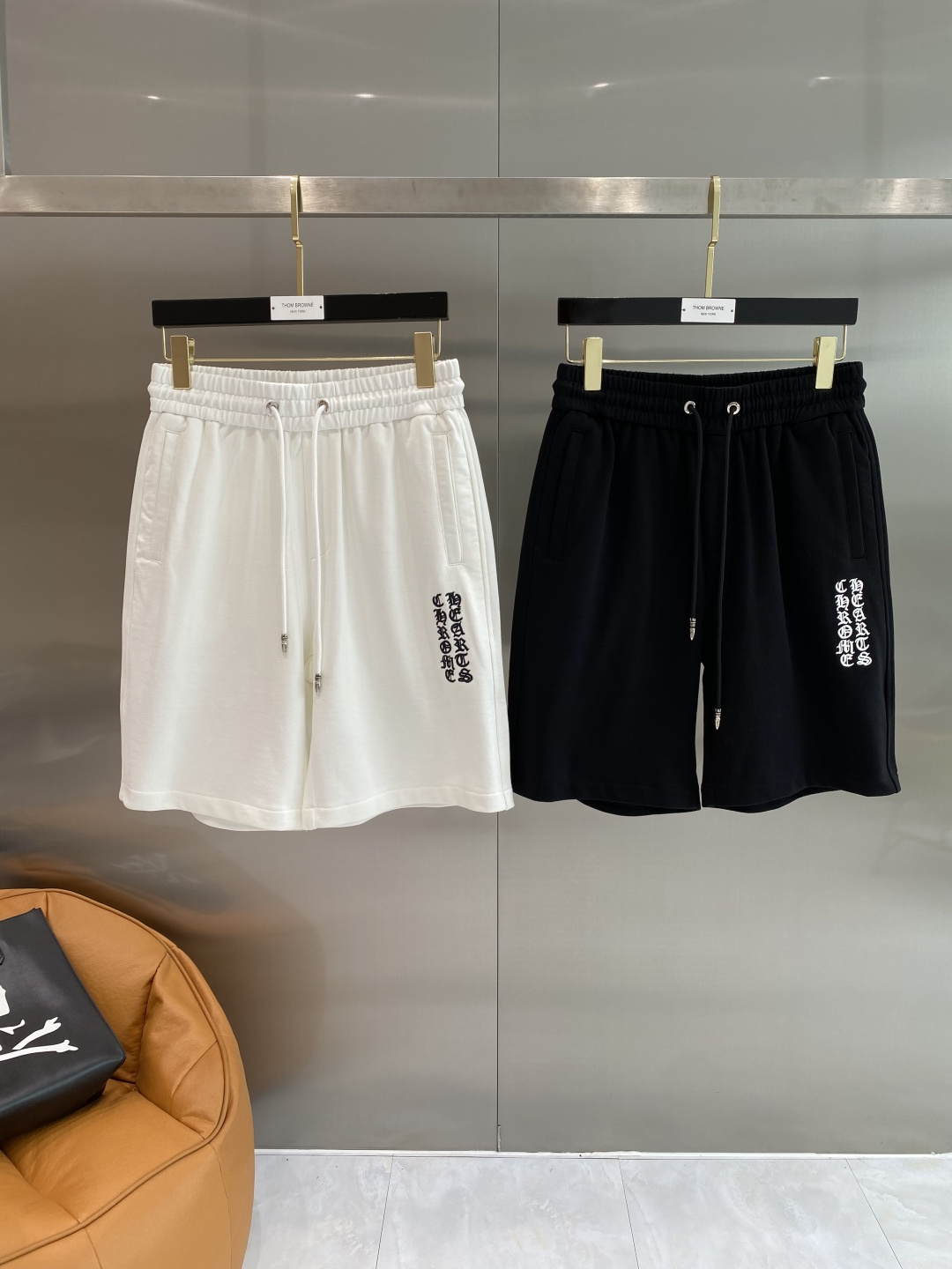 NO:872925,'Kejia' 2026 spring and summer new casual shorts!  On sale simultaneously on the official website. Customized brand classic LOGO, customized fabrics, excellent comfort, strong touch. Highly identifiable, perfect appearance and craftsmanship. Sizes M-3XL next day, shorts,19860909《克家》 2026春夏新款休闲短裤！官网同步发售.定制品牌经典LOGO,定制面料,舒适度极好,手触感强烈.辨识度极高,完美品相工艺. 尺码M-3XL隔天,,shorts,,Men's clothing