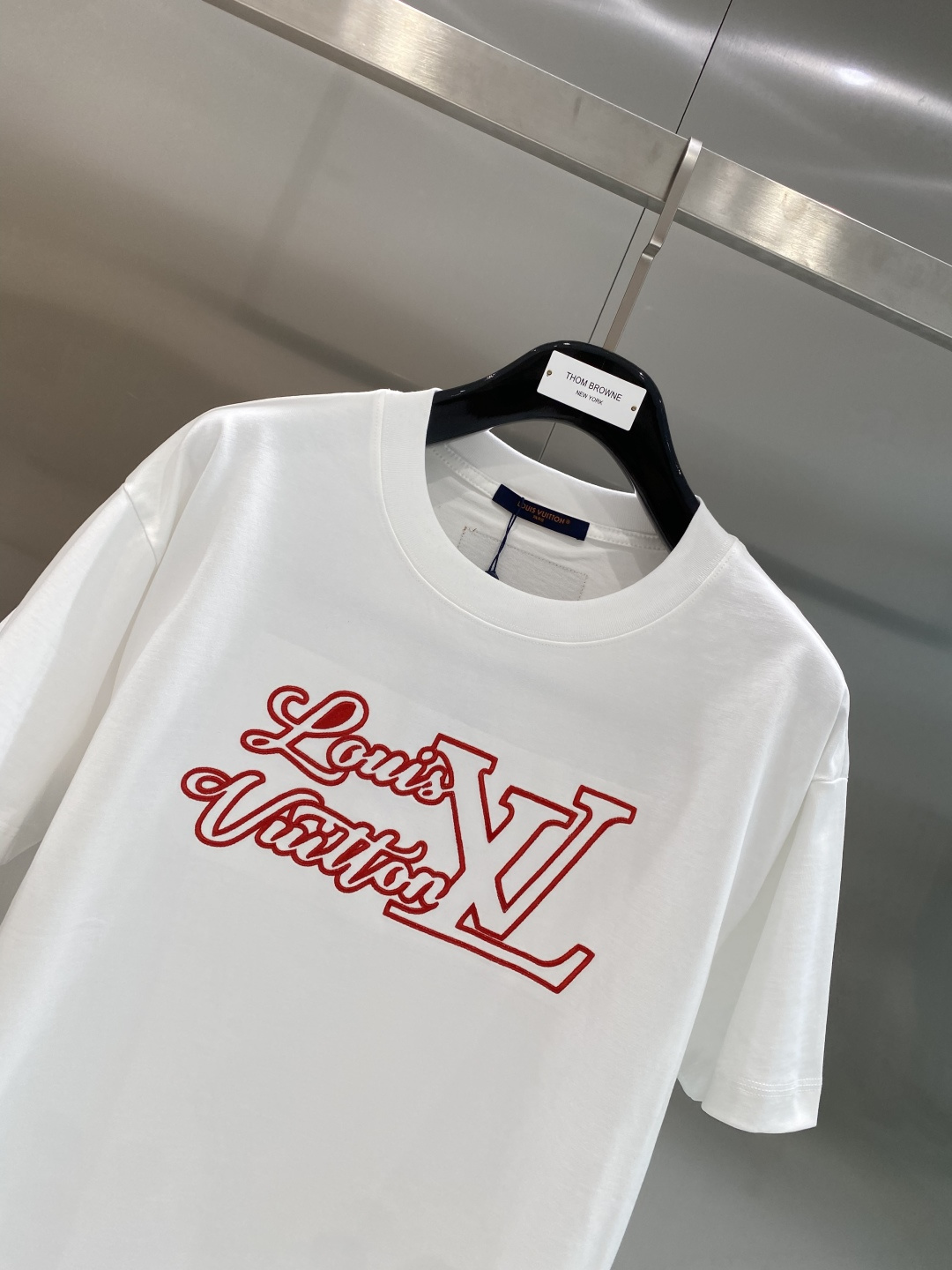 《𝙉𝙚𝙬🖤❤️驴家》2026新款首发专柜最新款短袖圆领T恤 高端订制 设计前卫时尚！刺绣品牌logo工艺