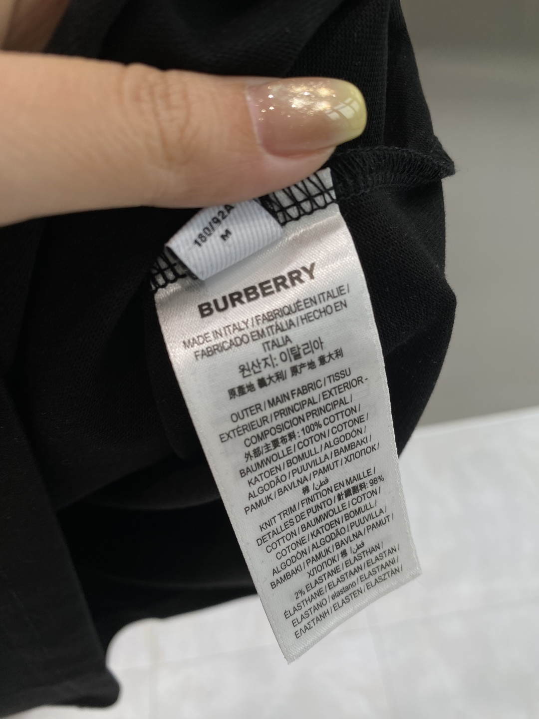 《𝙉𝙚𝙬🖤❤️巴家》2026新款首发专柜最新款短袖圆领T恤 高端订制 设计前卫时尚！刺绣品牌logo工艺
