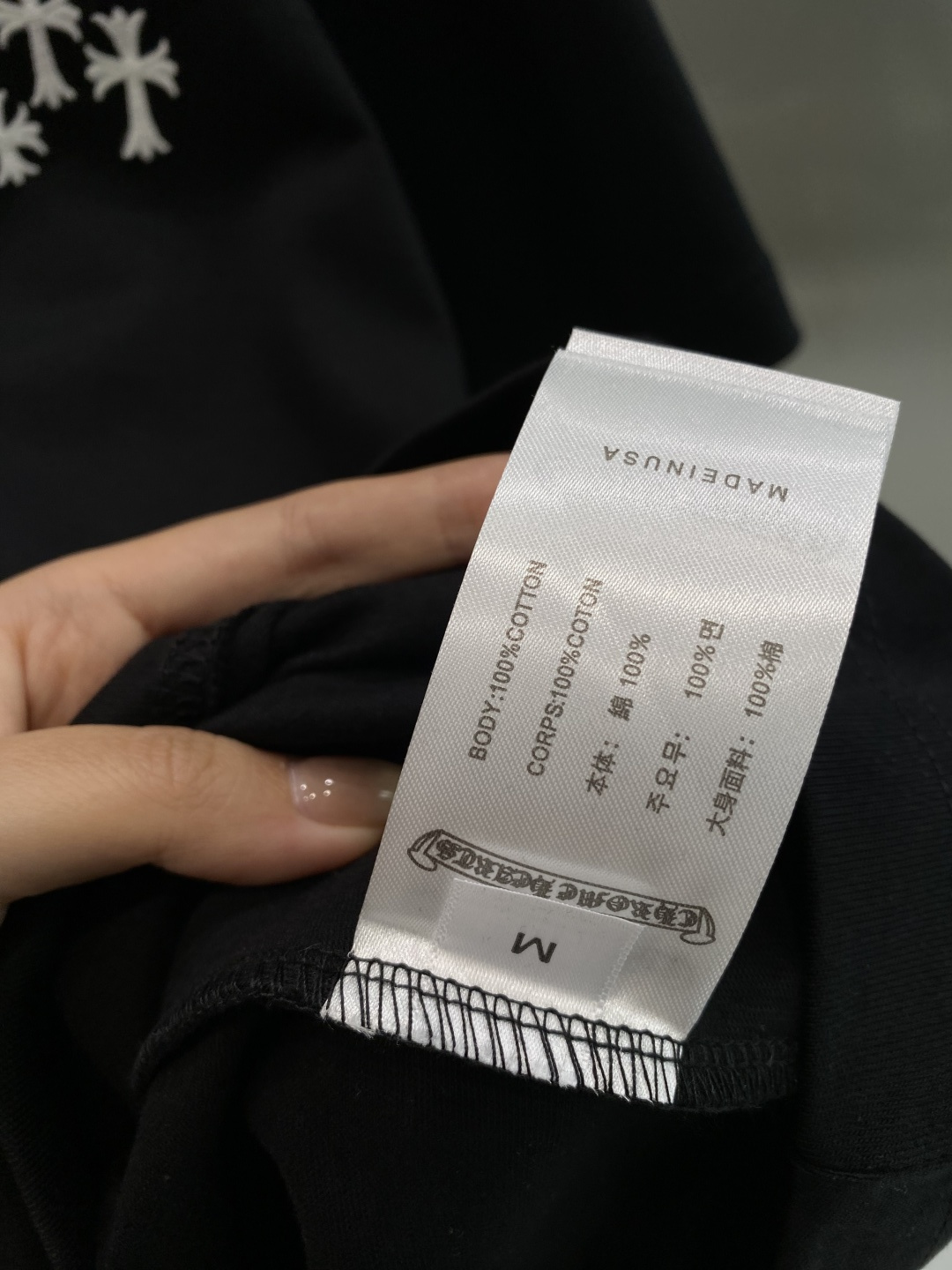 《𝙉𝙚𝙬🖤❤️克家》 2026新款首发专柜最新款短袖圆领T恤 高端订制 设计前卫时尚！手绘品牌logo工艺设计 高端定制