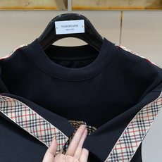 《𝙉𝙚𝙬🖤❤️巴家》2026新款针织套装采用客供独家进口定制面料,面料表面非常有质感显而易见,上身透气轻 《𝙉𝙚𝙬🖤❤️巴家》2026新款针织套装采用客供独家进口定制面料,面料表面非常有质感显而易见,上身透气轻