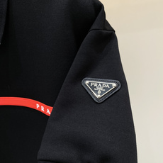 《𝙉𝙚𝙬🖤❤️普家》2026新款针织套装采用客供独家进口定制面料,面料表面非常有质感显而易见,上身透气轻 《𝙉𝙚𝙬🖤❤️普家》2026新款针织套装采用客供独家进口定制面料,面料表面非常有质感显而易见,上身透气轻