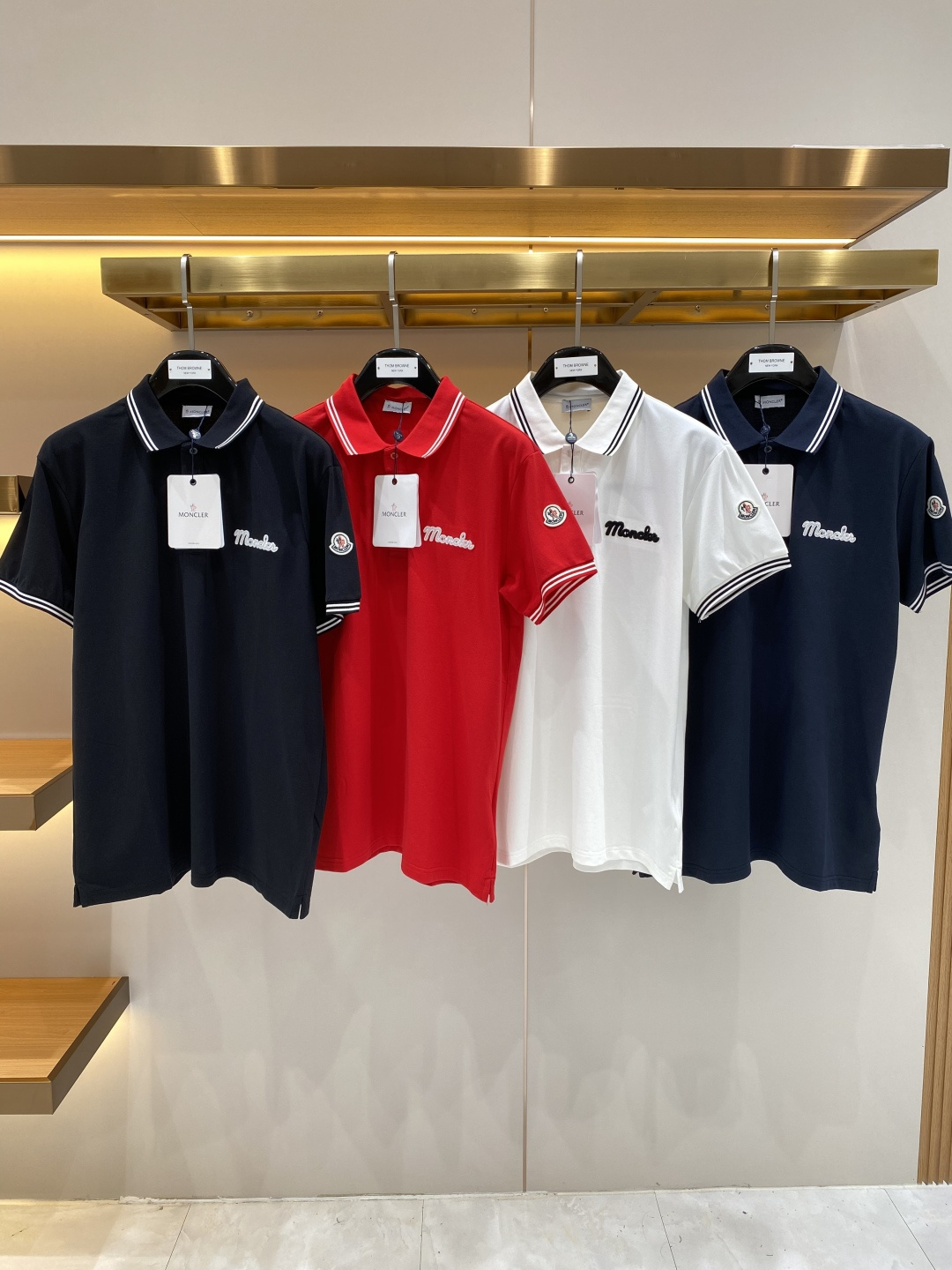 NO:913785,'Mengjia' 2026 Men's Business Casual Solid Color Lapel Short-Sleeved POLO Shirt #Customers supply imported pique cotton fabrics, selected high-quality long-staple cotton raw materials, the fabric properties are all superior, the mesh structure is fine and natural, after washing, the texture becomes more friendly, both comfort and breathability are perfect, the tactile experience is self-evident, POLO shirt size M-3XL next day,, T-shirt,19860909《蒙家》 2026男士商务休闲纯色翻领短袖POLO衫#客供进口珠地棉面料,甄选上等长绒棉花原料,面料属性皆为上乘,网眼结构细腻自然,经过水洗后,肌理变得更具亲和力,舒适性与透气性完美兼备,触感体验不言而喻,POLO衫 尺码M-3XL隔天,,T-shirt,,Men's clothing