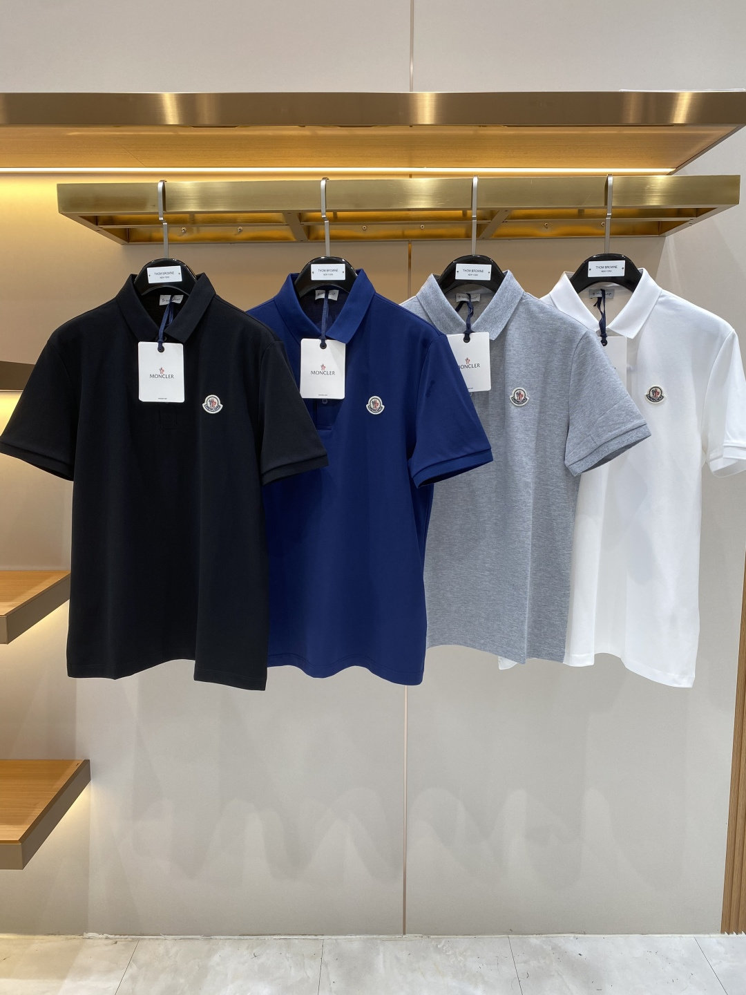 NO:949745,'Mengjia' 2026 Men's Business Casual Solid Color Lapel Short-Sleeved POLO Shirt #Customers provide imported pique cotton fabrics, selected high-quality long-staple cotton raw materials, the fabric properties are all superior, the mesh structure is fine and natural, after washing, the texture becomes more friendly, with perfect combination of comfort and breathability, the tactile experience is self-evident, POLO shirt size M-3XL next day,, T-shirt,19860909《蒙家》 2026男士商务休闲纯色翻领短袖POLO衫#客供进口珠地棉面料,甄选上等长绒棉花原料,面料属性皆为上乘,网眼结构细腻自然,经过水洗后,肌理变得更具亲和力,舒适性与透气性完美兼备,触感体验不言而喻,POLO衫 尺码M-3XL隔天,,T-shirt,,Men's clothing