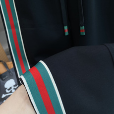 《𝙉𝙚𝙬🖤❤️古家》 2026专柜新品大爆款高端休闲裤松紧裤!奢华品牌logo重工艺点缀 随意进出专柜,高端男士必备!客 《𝙉𝙚𝙬🖤❤️古家》 2026专柜新品大爆款高端休闲裤松紧裤!奢华品牌logo重工艺点缀 随意进出专柜,高端男士必备!客