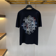 《𝙉𝙚𝙬🖤❤️克家》 2026新款首发专柜最新款短袖圆领T恤 高端订制 设计前卫时尚!手绘品牌logo工艺设计 高端定制 《𝙉𝙚𝙬🖤❤️克家》 2026新款首发专柜最新款短袖圆领T恤 高端订制 设计前卫时尚!手绘品牌logo工艺设计 高端定制