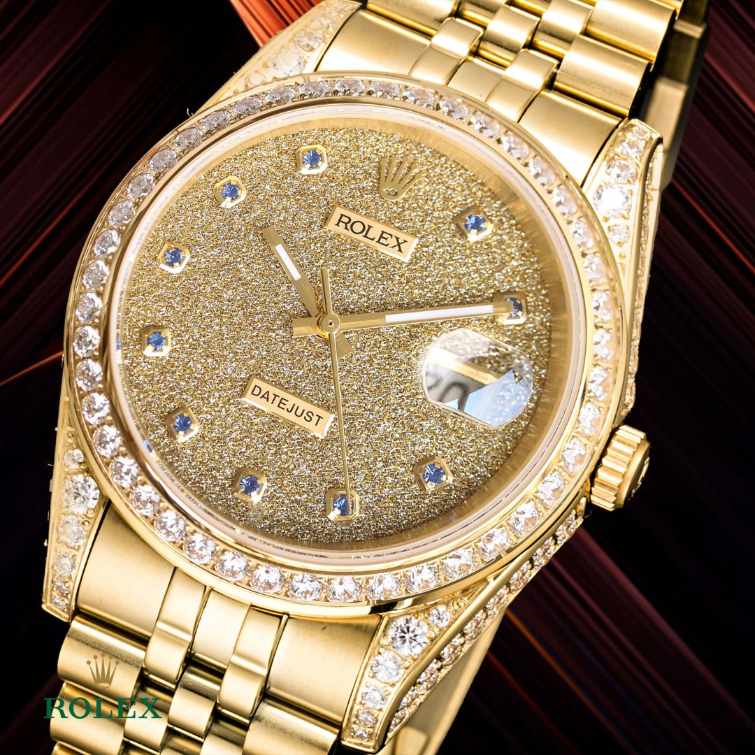 NO:820699,The highest version of Rolex/logo full diamond model, size 41mm, using imported Citizen fully automatic mechanical movement!  Luxurious 18k nanotechnology!  Be sure that the inlaying process is not the ordinary diamond setting process on the market!  !  (If diamonds fall out due to non-human factors within 5 years, they will be replenished free of charge), which makes the sparkling effect under the light even better!  Best for gift giving!  Brand new with 5 sets of full diamond steel belts!  41mm original size, (purely imported movement! Non-artificial 5-year warranty), sapphire scratch-resistant glass mirror, 18k vacuum plating that will never fade, the best luxury recommendation for gift giving!  !  ,,rolex19860909最高 版本 劳力士/日志满钻款,尺寸 41mm采用进口西铁城全自动机械机芯！奢华18k纳米技术！认准镶嵌工艺非市面上贴钻普通工艺！！（非人为因素5年内掉钻免费补钻）使的灯光下闪耀效果更佳！送礼最佳！全新搭配5组满钻钢带！41mm原装尺寸,（纯进口机芯！非人为质保5年）,蓝宝石防刮花玻璃镜面,18k真空电镀永不掉色,送礼最佳奢华推荐！！,,rolex,Watch