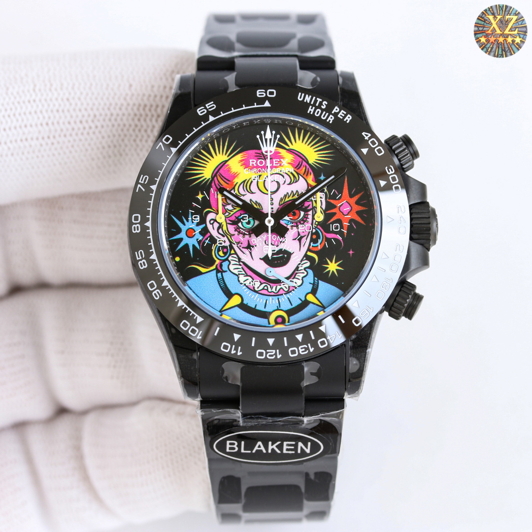 NO:943230,Bare watch with box 0 BLAKEN Limited Custom · Retro Pixel Game Daytona Rolex Daytona 40mm All black modified limited edition Classic pixel game theme painted text real shot Retro pixel game exclusive disk, restoring classic red and white machine game bricks, green plant pixel screen, nostalgic childhood design, exclusive niche modification for game enthusiasts, full of recognition  The whole black steel case is matched with a matte speedometer ceramic ring, which has a tough and sporty texture. The contrasting cartoon dial combines hardness and softness, making it eye-catching for daily wear. It is equipped with a Dandong integrated chronograph movement, which has stable running time and complete timing functions. It can be used for collection and daily wear. A full set of luxury gift boxes BLAKEN collection gift box + disassembly and assembly tools + spare strap BLAKEN gift box + tools + spare bracelet Warm reminder: No return/exchange for missing accessories Note: No return/exchange for missing accessories  Limited co-branded modification, full of retro pixel game feelings, mechanical watch integrated with childhood game elements, unique style without clashing styles, watch friends and game enthusiasts are welcome to taste,,chanel,tom ford19860909裸表 配盒子0 BLAKEN 限量定制 复古像素游戏迪通拿 BLAKEN Limited Custom · Retro Pixel Game Daytona Rolex Daytona 40mm 全黑改装限量款 经典像素游戏主题彩绘字面实拍 复古像素游戏专属盘面,还原经典红白机游戏砖块、绿植像素画面,怀旧童年设计,游戏爱好者专属小众改装,辨识度拉满 通体黑化钢壳搭配哑光测速陶瓷圈,硬朗运动质感,撞色卡通表盘刚柔结合,日常佩戴个性吸睛 搭载丹东一体化计时机芯,走时稳定,计时功能完整,兼顾把玩收藏与日常佩戴 全套豪华礼盒 BLAKEN收藏礼盒+拆装工具+备用表带 BLAKEN gift box + tools + spare bracelet 温馨提示配件遗失不予退换 Note: No return/exchange for missing accessories 限量联名改装,复古像素游戏情怀拉满,机械腕表融合童年游戏元素,风格独特不撞款,欢迎表友、游戏爱好者品鉴,,chanel,tom ford,Watch