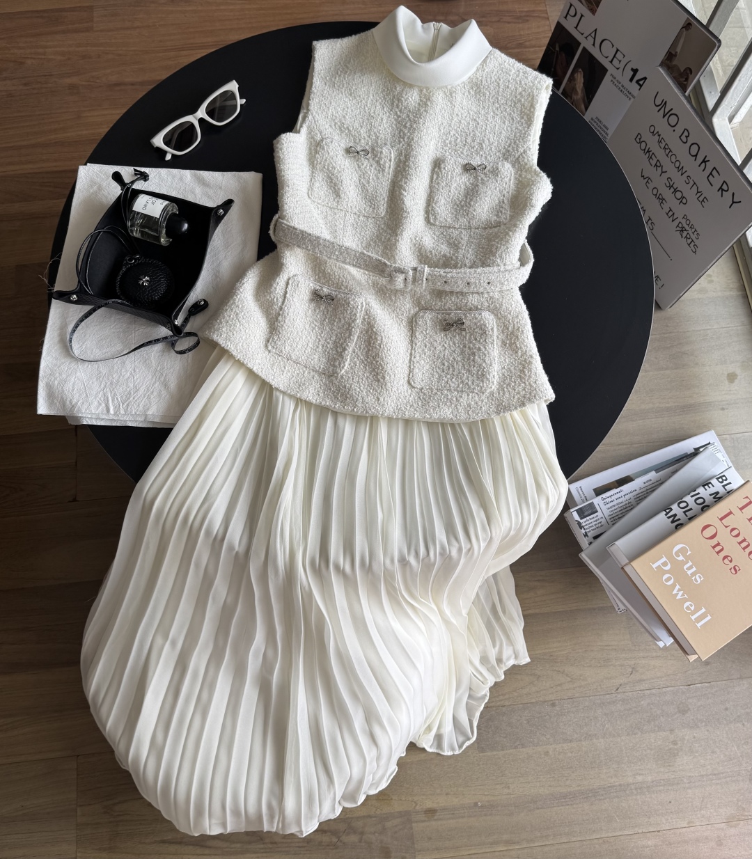 Elegant Two-Piece Sleeveless Tweed and Chiffon Pleated Midi Dress 1 cmp i1748797866459 7975 0 0