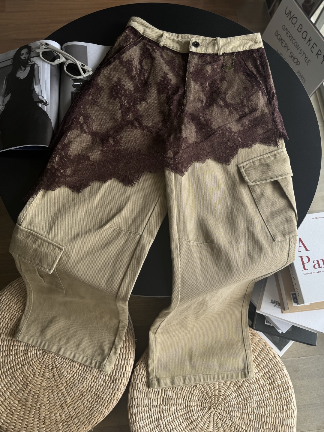 Pantalon Cargo Femme avec Dentelle, Style Unique et Tendance Automne
