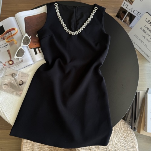 Chic Rhinestone Chain V-Neck Sleeveless Little Black Dress - Timeless Elegance 1 Chic Rhinestone Chain V-Neck Sleeveless Little Black Dress - Timeless Elegance