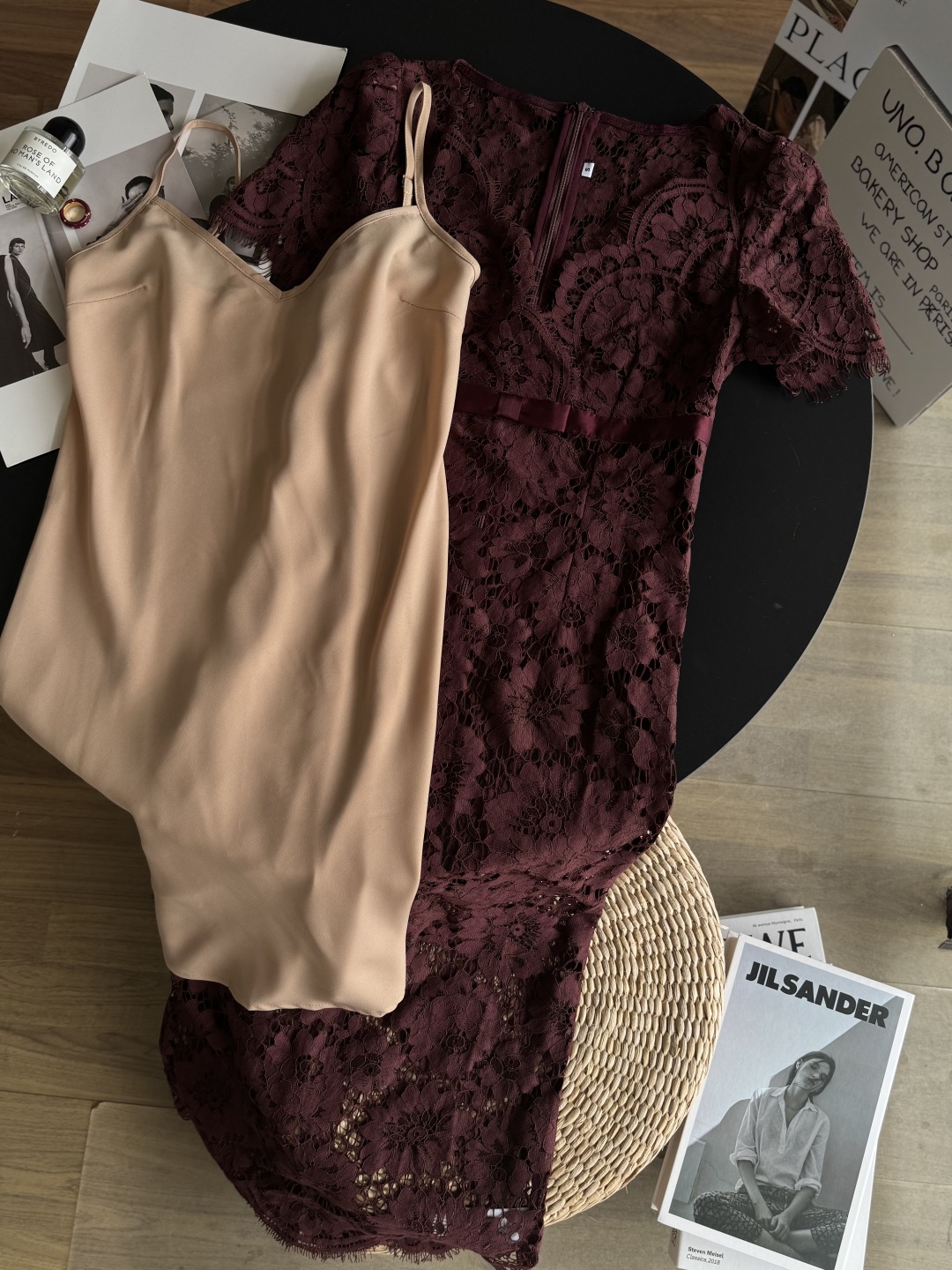 Elegant Burgundy Lace Dress - V-Neck, Floral Hollow-Out Design for Women 3 cmp i1755527232107 5093 0 1