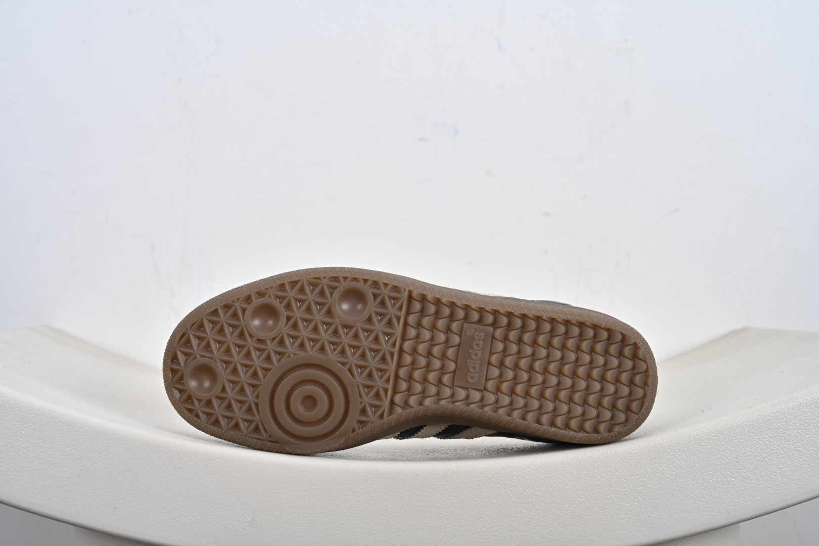 WALES BONNER x adidas originals Samba ”WonderWhite Night Brown' 舒适百搭 防滑耐磨 低帮 板鞋 男女同款 棕白 JH9826-莆田鞋,莆田鞋货源,高仿鞋,高仿鞋货源,安福档口,莆田高仿鞋,莆田鞋批发,高仿鞋批发,莆田高仿运动鞋,高仿运动鞋,莆田运动鞋 WALES BONNER x adidas originals Samba ”WonderWhite Night Brown' 舒适百搭 防滑耐磨 低帮 板鞋 男女同款 棕白 JH9826