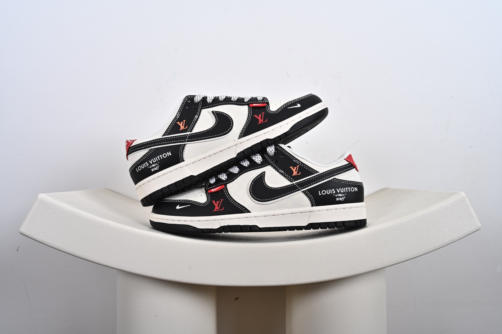 Nike SB Dunk Low XD6188-048