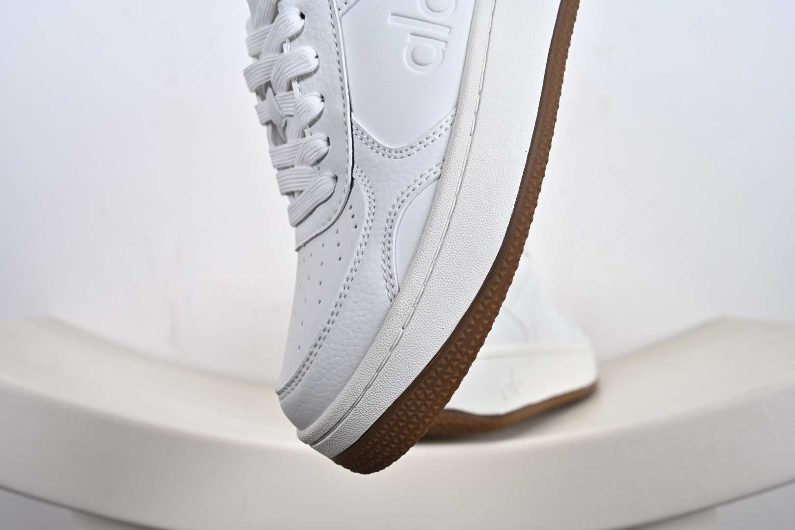 Alo Yoga Recovery Mode 人气单品 C舒适简约防滑耐磨低帮休闲板鞋