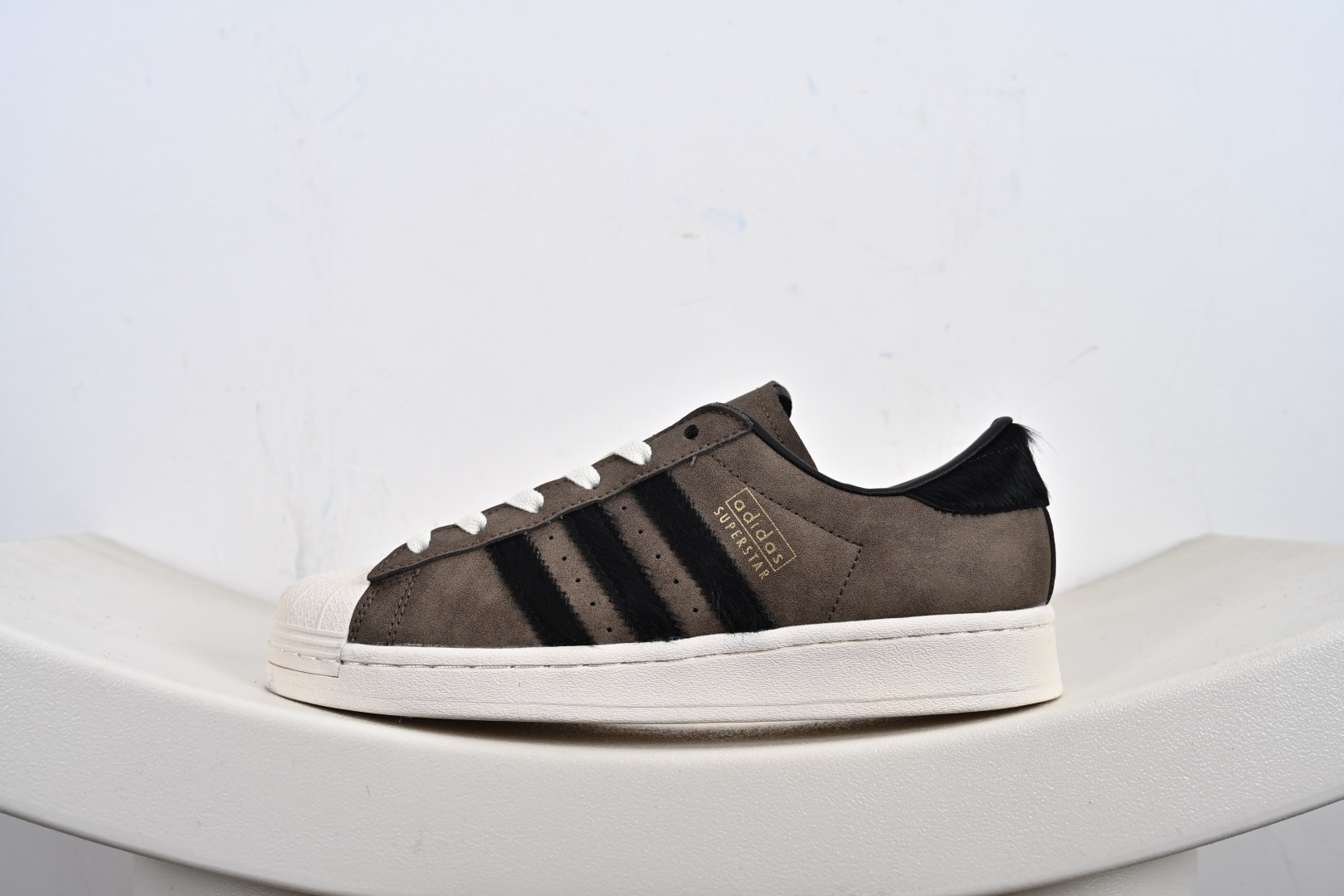 AD Originals Superstar 经典复古贝壳头板鞋 JI0319