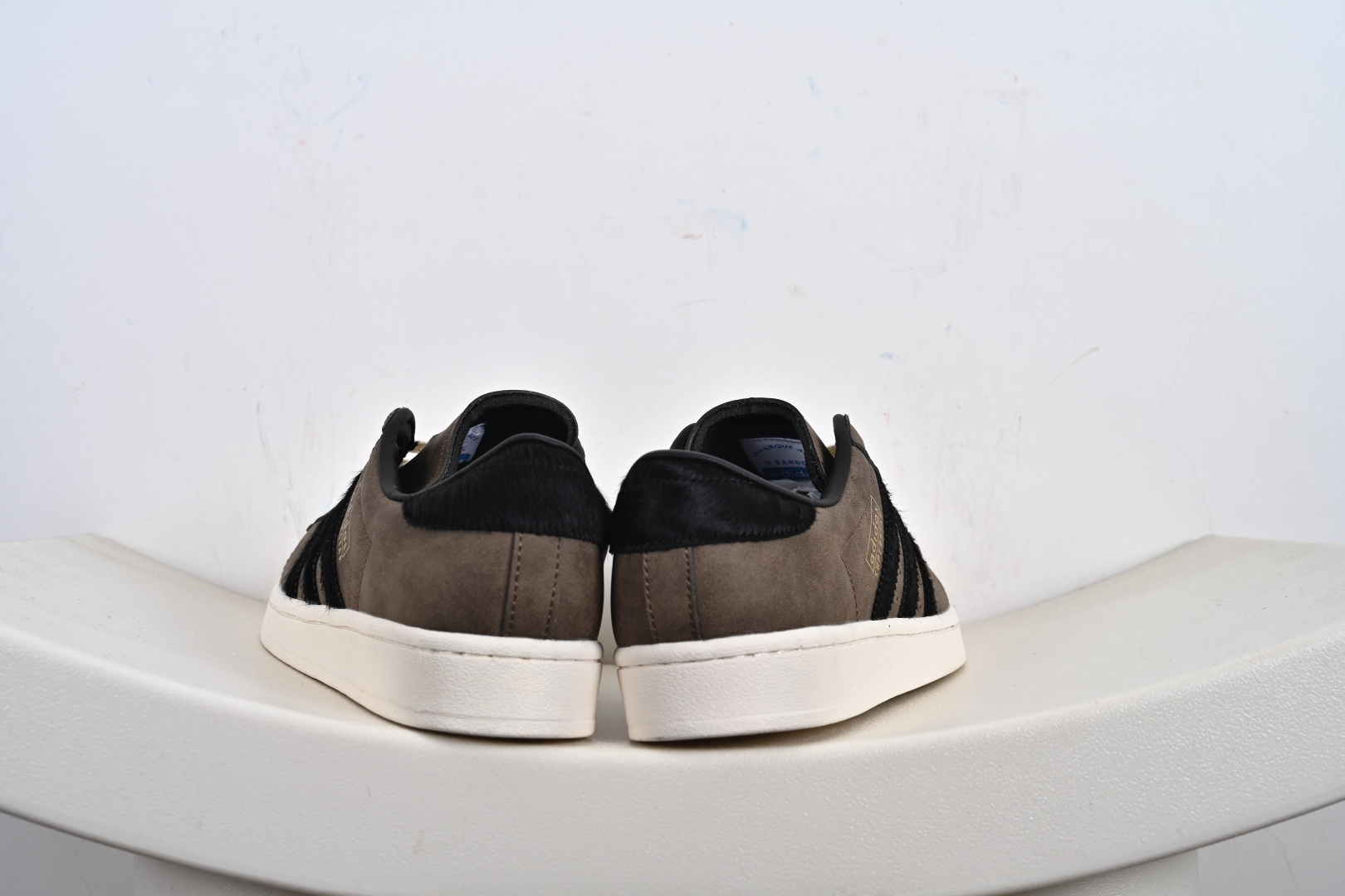 AD Originals Superstar 经典复古贝壳头板鞋 JI0319