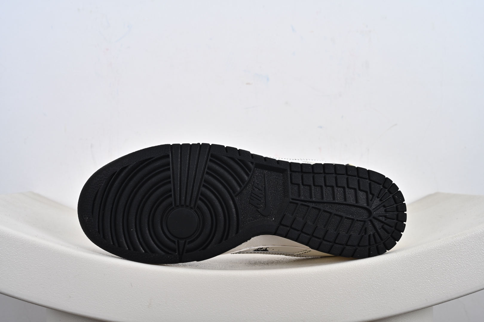 Nike Dunk Low Retro ‘DIY高端定制’耐克 低帮休闲运动板鞋 HS8068-033