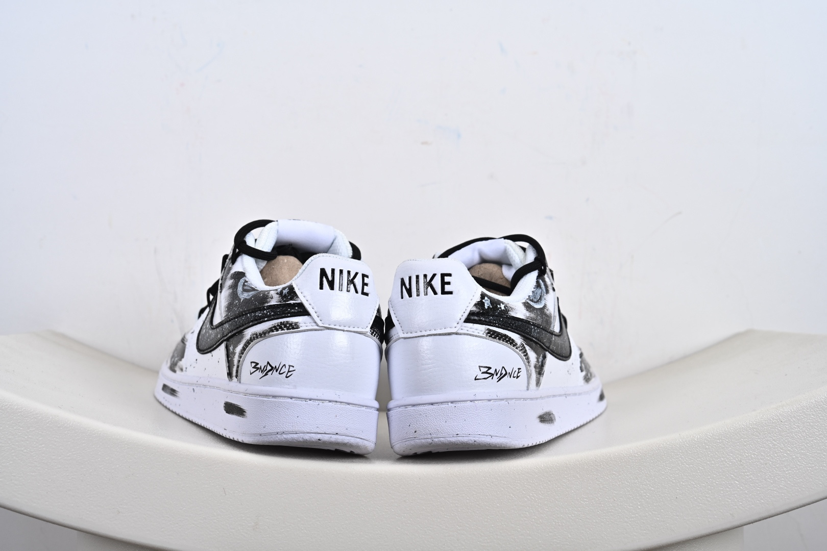 240 Nike Court Vision Low 手绘涂鸦休闲运动板鞋 纯原版本低帮百搭透气休闲运动板鞋 DH2987-101