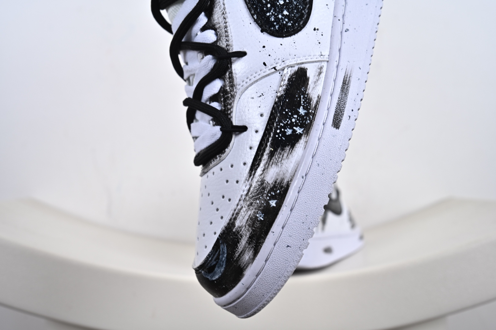 240 Nike Court Vision Low 手绘涂鸦休闲运动板鞋 纯原版本低帮百搭透气休闲运动板鞋 DH2987-101