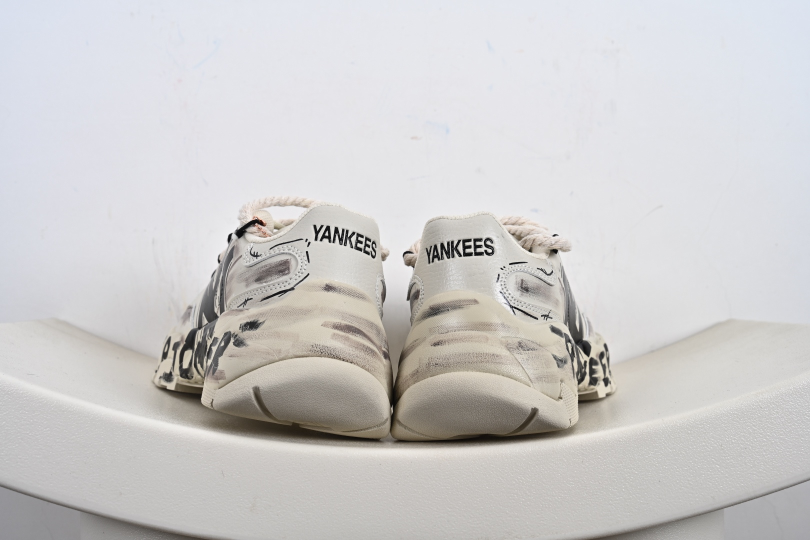 240 MLB Chunky Liner New York Yankees 定制MLB配色 学长鞋 3ASXCA12N