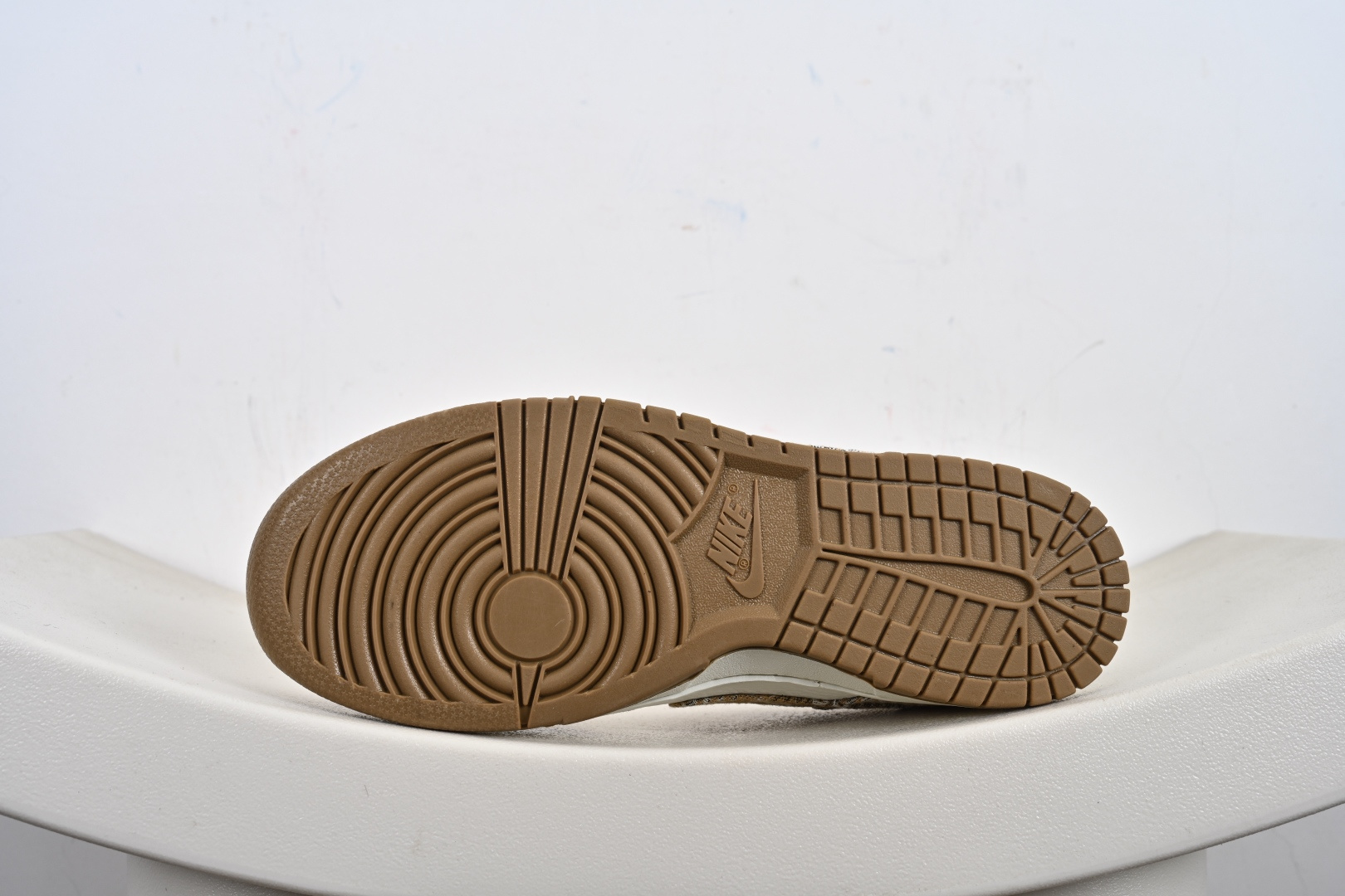 260 Nk SB Dunk Low 周年高端定制 低帮休闲板鞋 AG3702-854-Chinese UA Cheap High Quatity Brand Clothes Bags handbags Sneakers wholesale wholesaler seller from China Factory suppliers Fashion Clothing Shoes best Quality Beautiful Price 260 Nk SB Dunk Low 周年高端定制 低帮休闲板鞋 AG3702-854