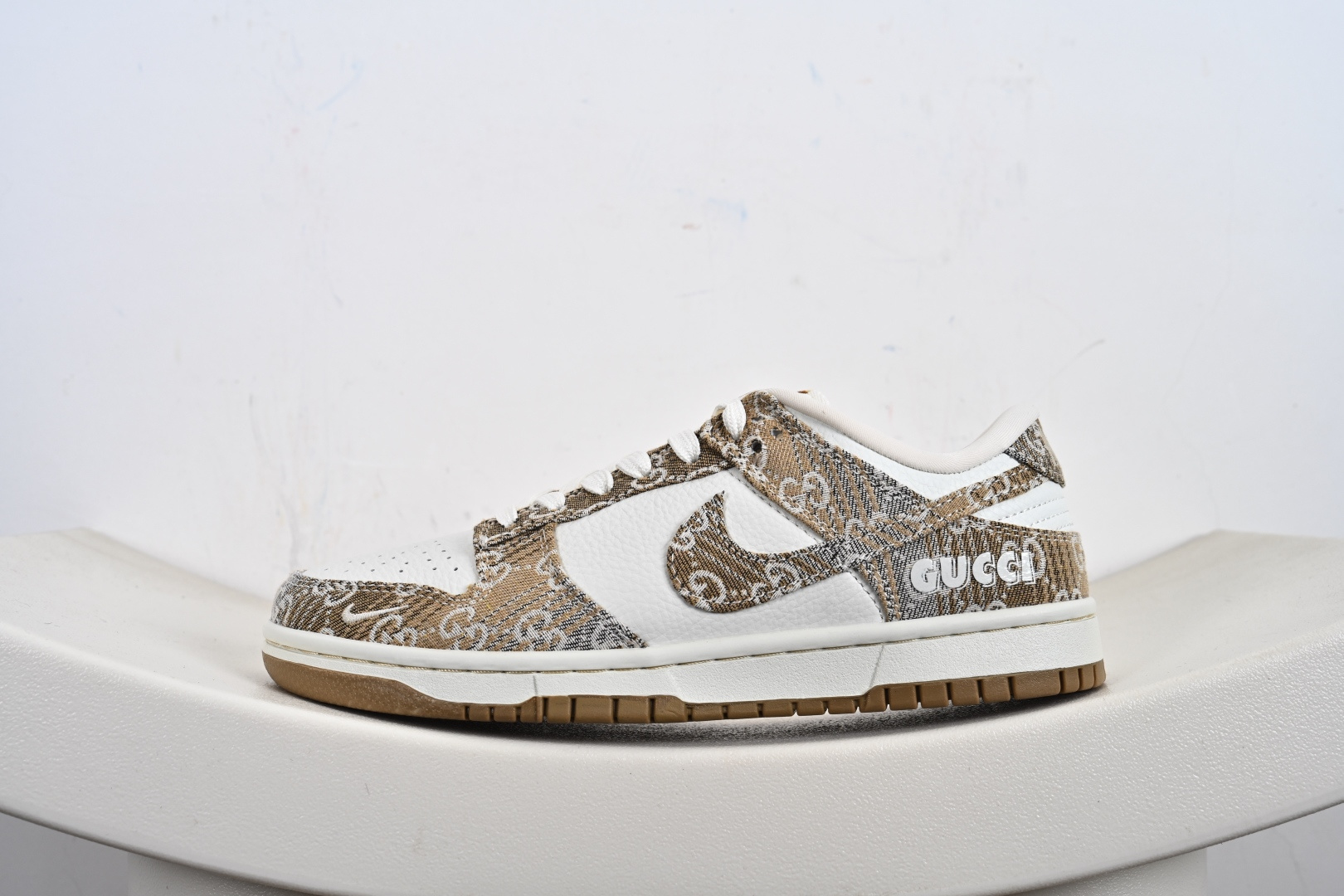 260 Nk SB Dunk Low 周年高端定制 低帮休闲板鞋 AG3702-854-Chinese UA Cheap High Quatity Brand Clothes Bags handbags Sneakers wholesale wholesaler seller from China Factory suppliers Fashion Clothing Shoes best Quality Beautiful Price 260 Nk SB Dunk Low 周年高端定制 低帮休闲板鞋 AG3702-854