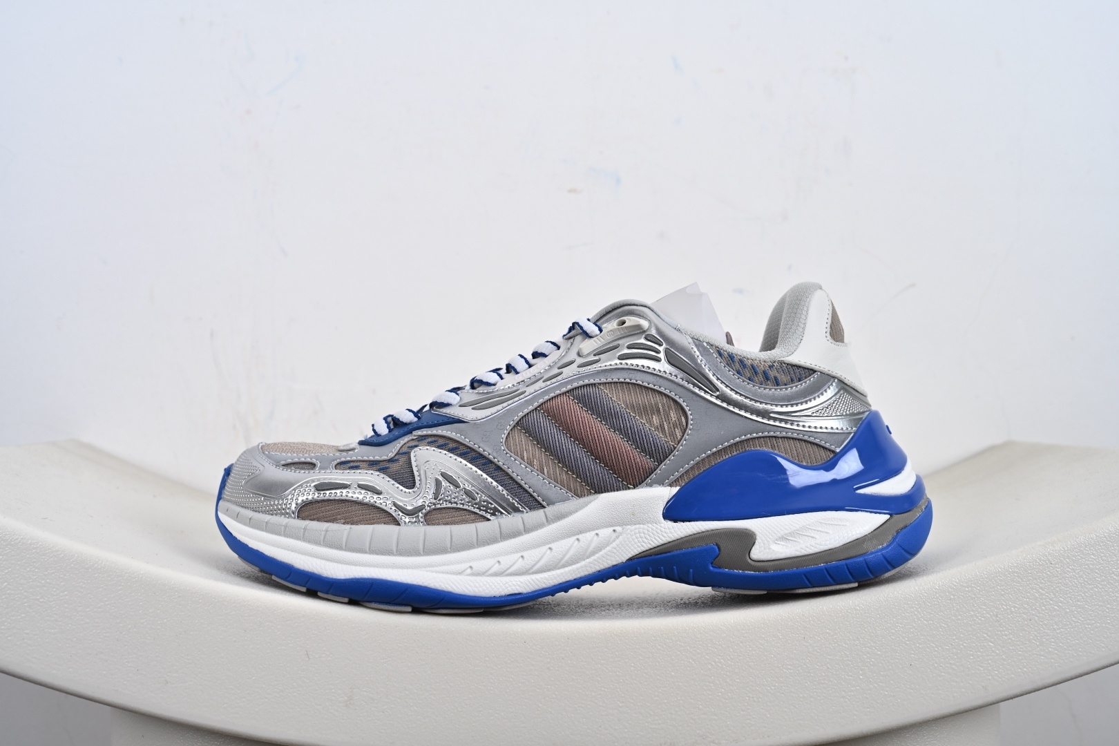 360 GUCCI 2.0 古驰 圆头抽绳 高奢百搭休闲男女士运动鞋 明星同款缓震慢跑鞋 814040 FAD5T 8753