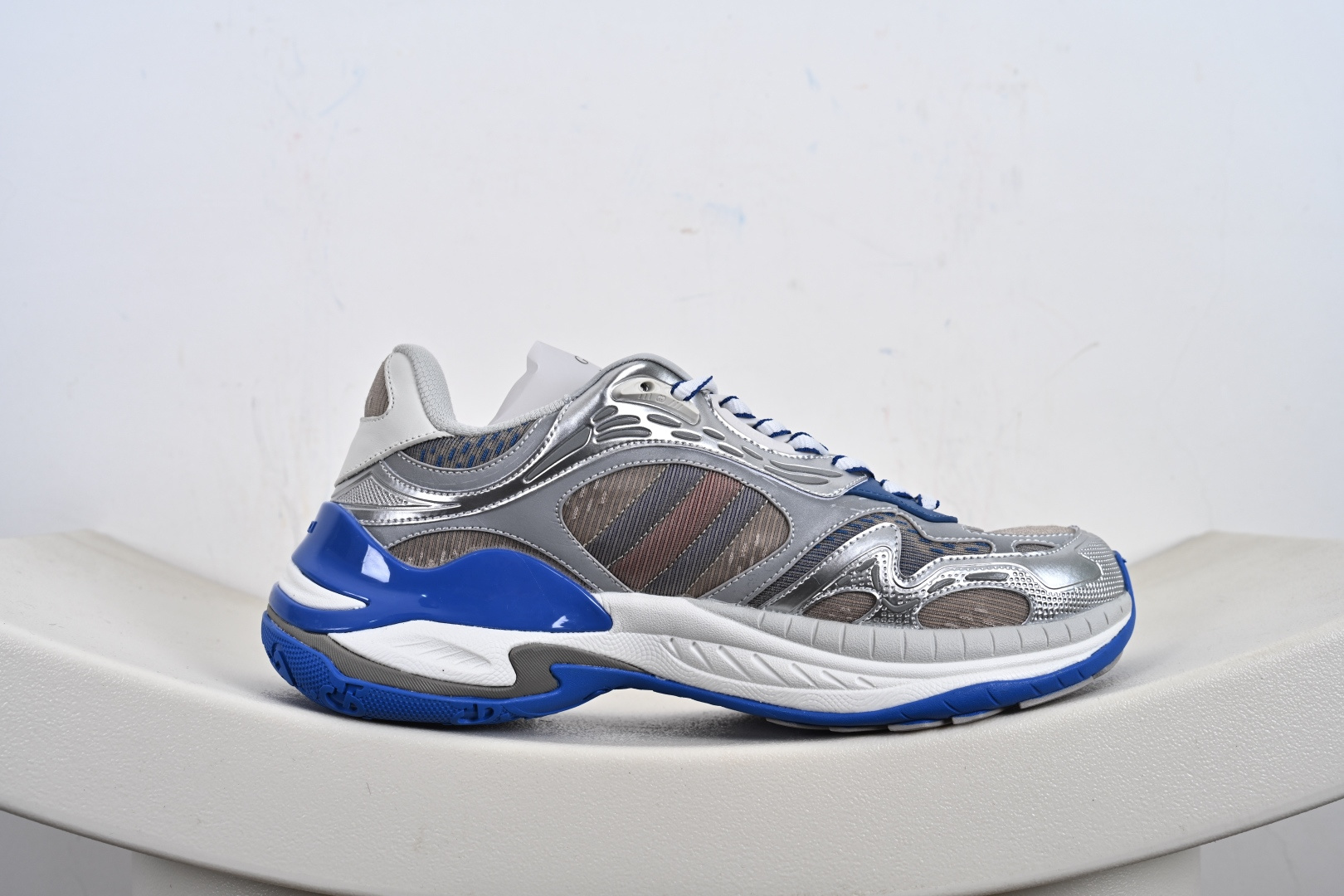 360 GUCCI 2.0 古驰 圆头抽绳 高奢百搭休闲男女士运动鞋 明星同款缓震慢跑鞋 814040 FAD5T 8753