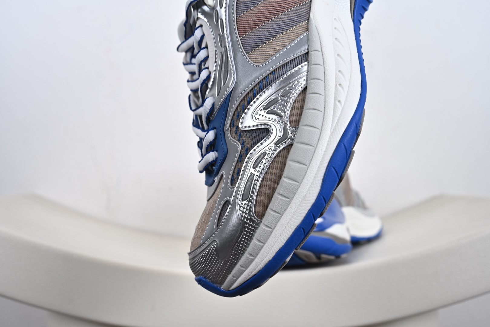 360 GUCCI 2.0 古驰 圆头抽绳 高奢百搭休闲男女士运动鞋 明星同款缓震慢跑鞋 814040 FAD5T 8753