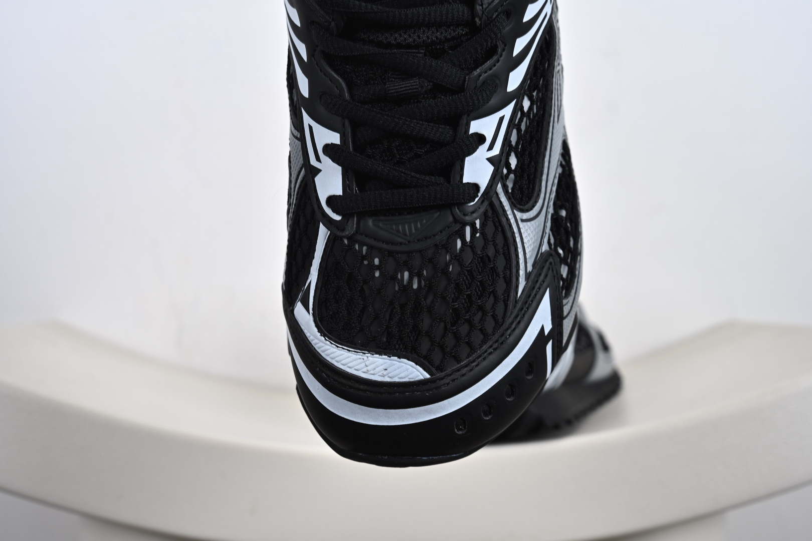 280 Bottega Veneta葆蝶家 Orbit