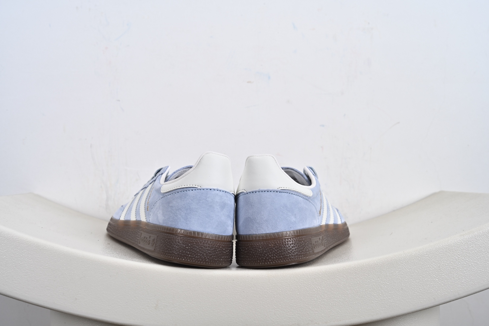 170 Adidas Handball Spezial 阿迪达斯经典款牛皮复古休闲板鞋 白蓝生胶 KI5933