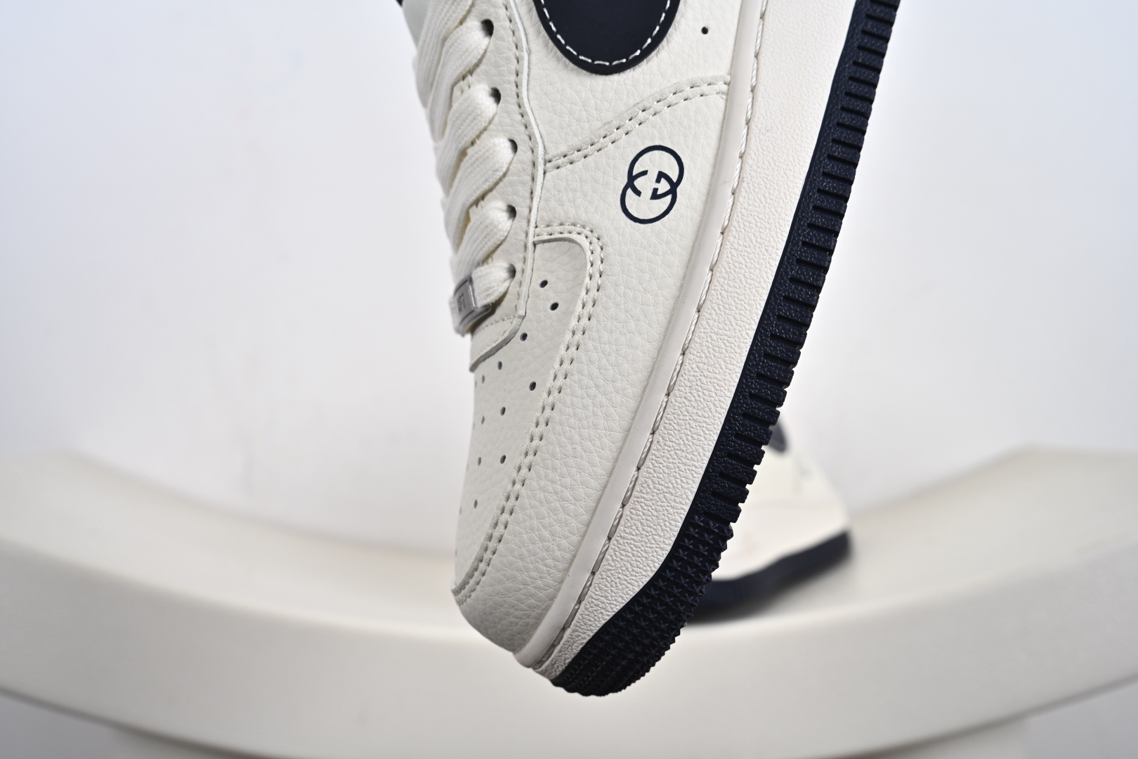 240 Nike Air Force 1 Low SC9207-529