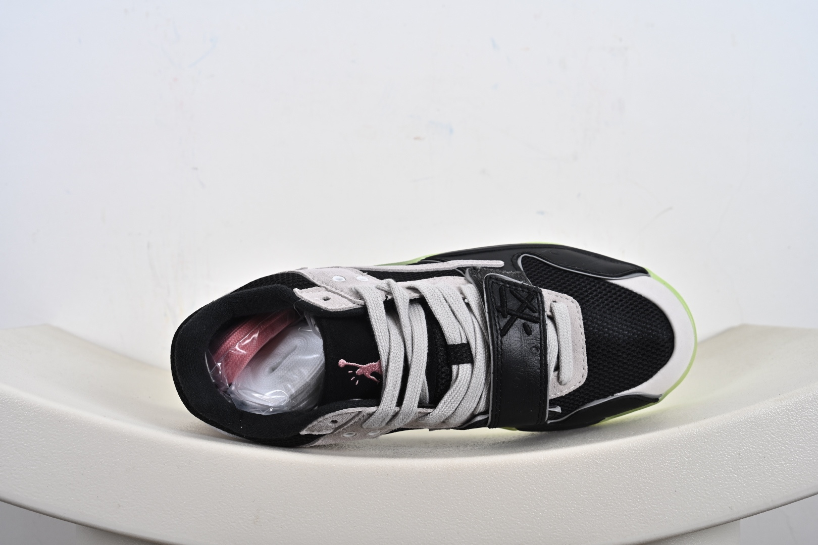 240 Chase B x Travis Scott x Jordan Jumpman Jack TR AJ1 乔1联名倒勾 IH7971-001