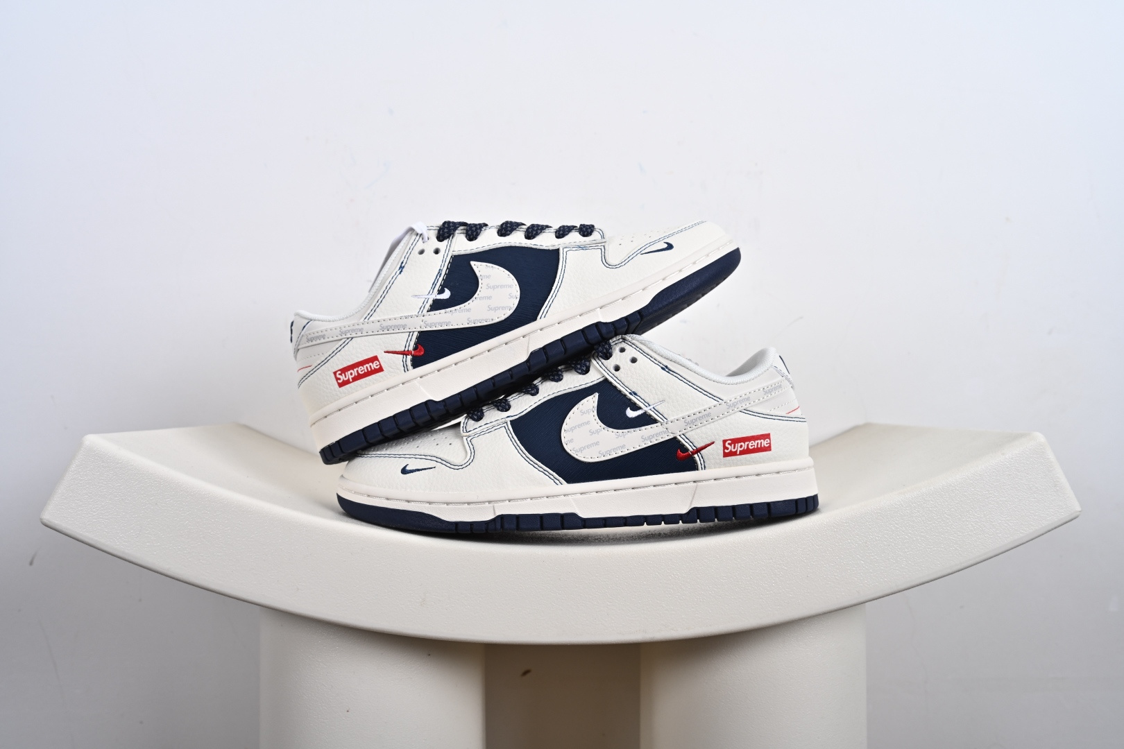 240 Nike SB Dunk Low“ 采用当下最流行缝线工艺 夏季百搭爆款 JP1628-025