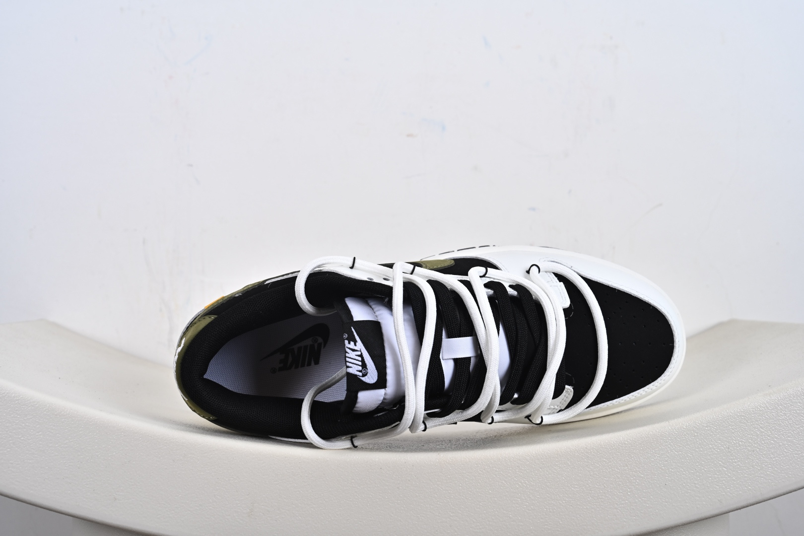 260 Nike Dunk Low 寻迹使者 黑白 当定制画笔蘸取反转勇气 WG0414-024