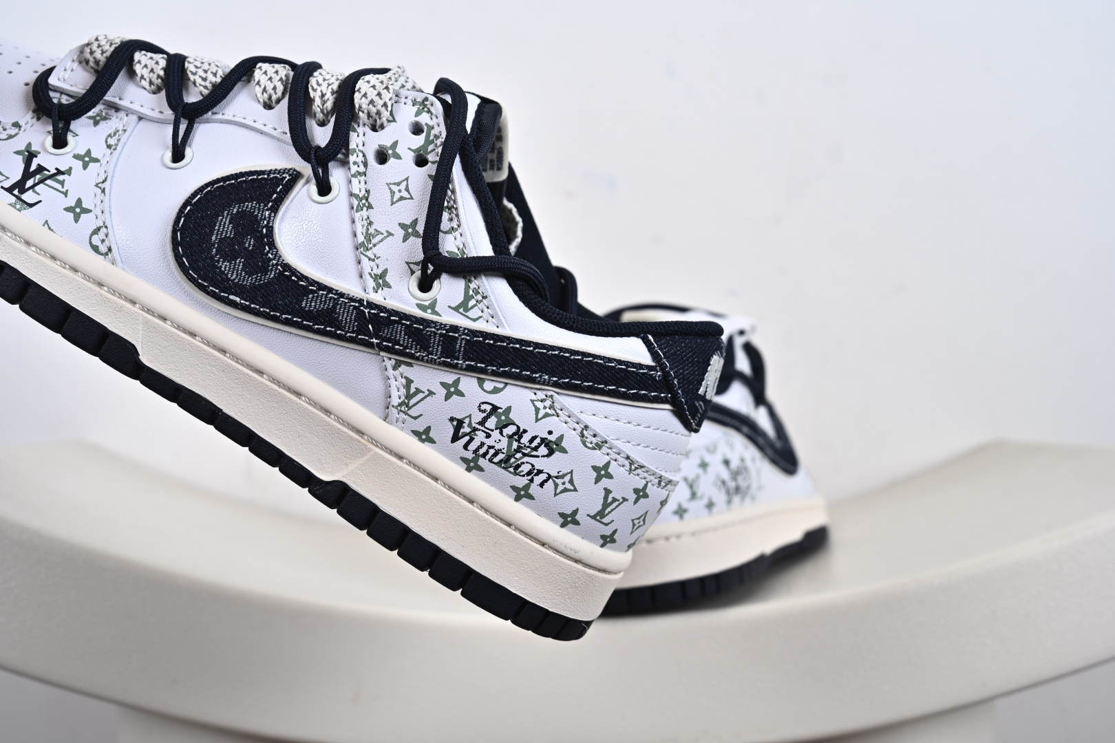 280 Nk SB Dunk Low 周年高端定制 低帮休闲板鞋 DM6868-090-Chinese UA Cheap High Quatity Brand Clothes Bags handbags Sneakers wholesale wholesaler seller from China Factory suppliers Fashion Clothing Shoes best Quality Beautiful Price 280 Nk SB Dunk Low 周年高端定制 低帮休闲板鞋 DM6868-090