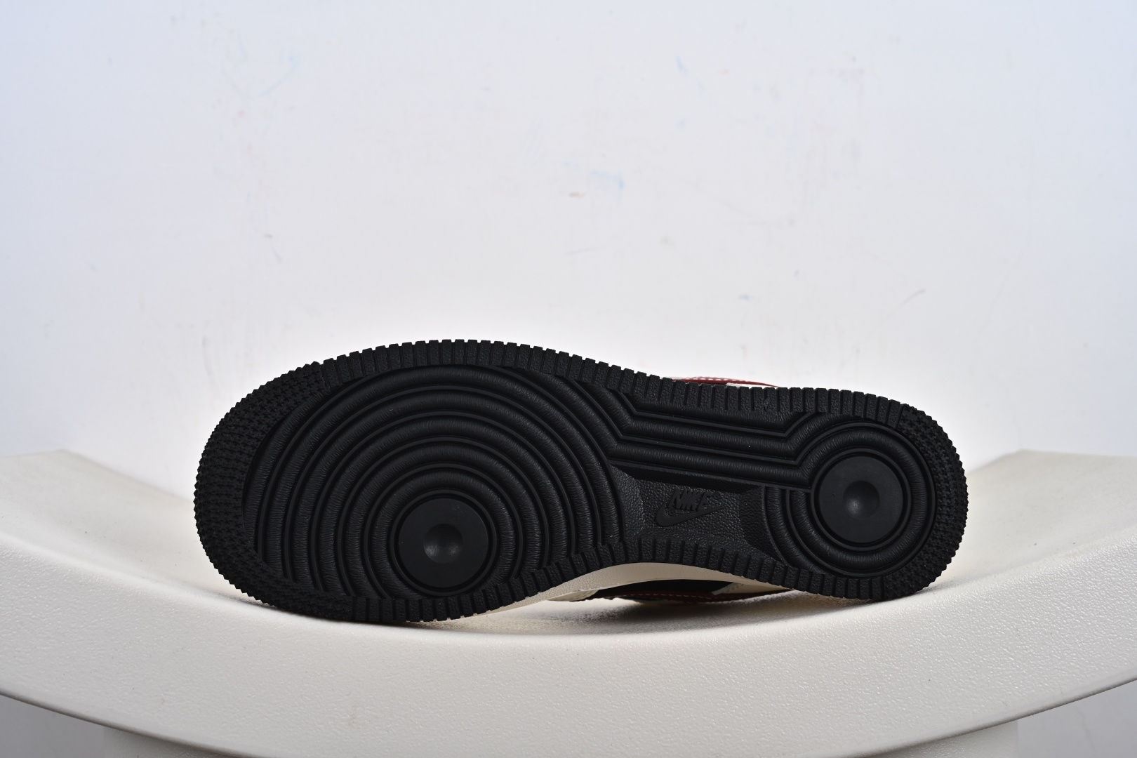 240 Bape x Nike Air Force 1 米黑拼接酒红 QW5836-007-Chinese UA Cheap High Quatity Brand Clothes Bags handbags Sneakers wholesale wholesaler seller from China Factory suppliers Fashion Clothing Shoes best Quality Beautiful Price 240 Bape x Nike Air Force 1 米黑拼接酒红 QW5836-007