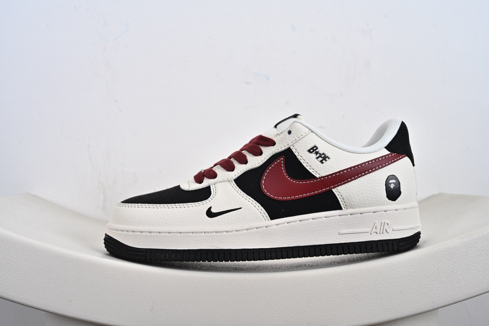 240 Bape x Nike Air Force 1 米黑拼接酒红 QW5836-007-Chinese UA Cheap High Quatity Brand Clothes Bags handbags Sneakers wholesale wholesaler seller from China Factory suppliers Fashion Clothing Shoes best Quality Beautiful Price 240 Bape x Nike Air Force 1 米黑拼接酒红 QW5836-007